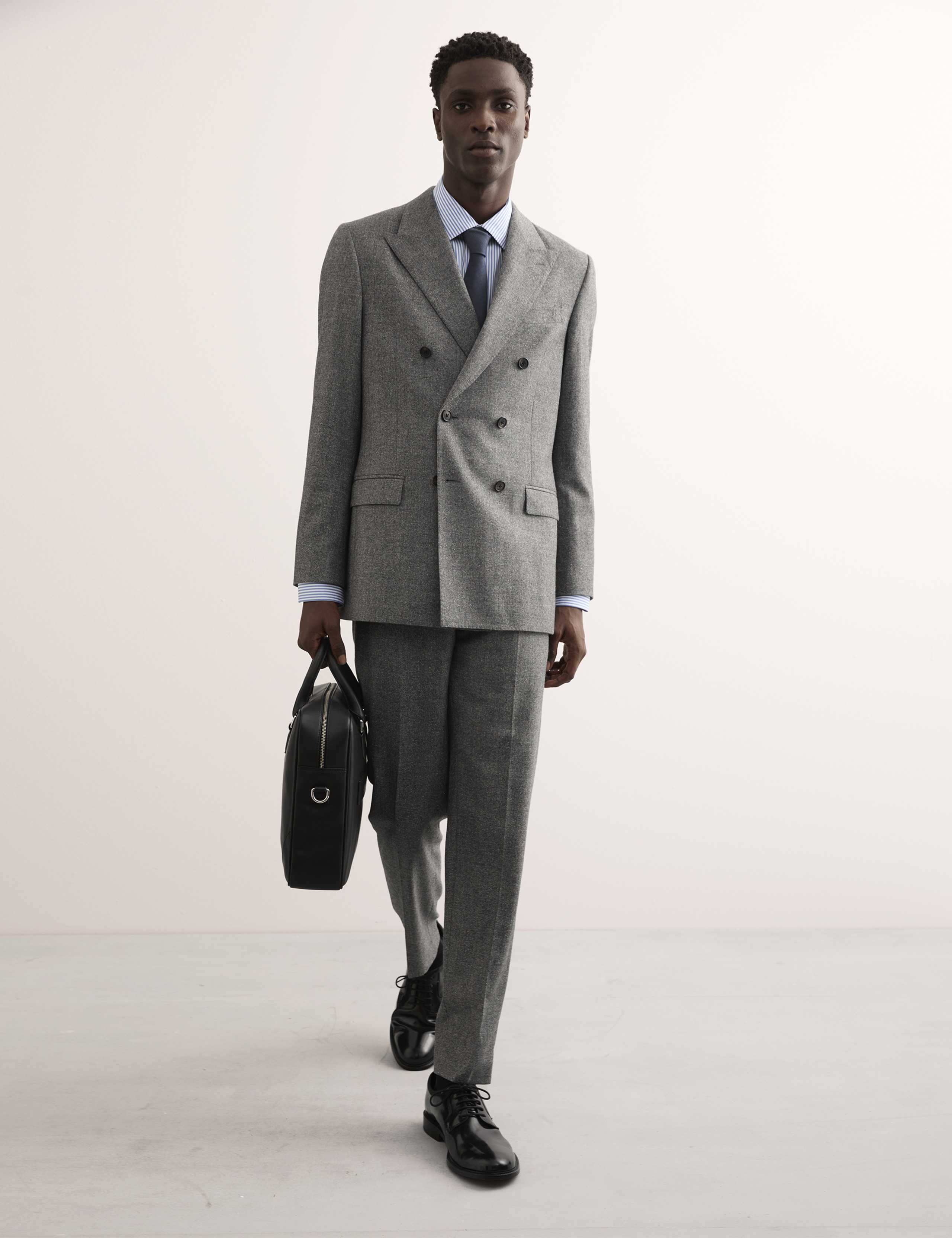 Tailored Fit Italian Wool Rich Suit 5 of 7