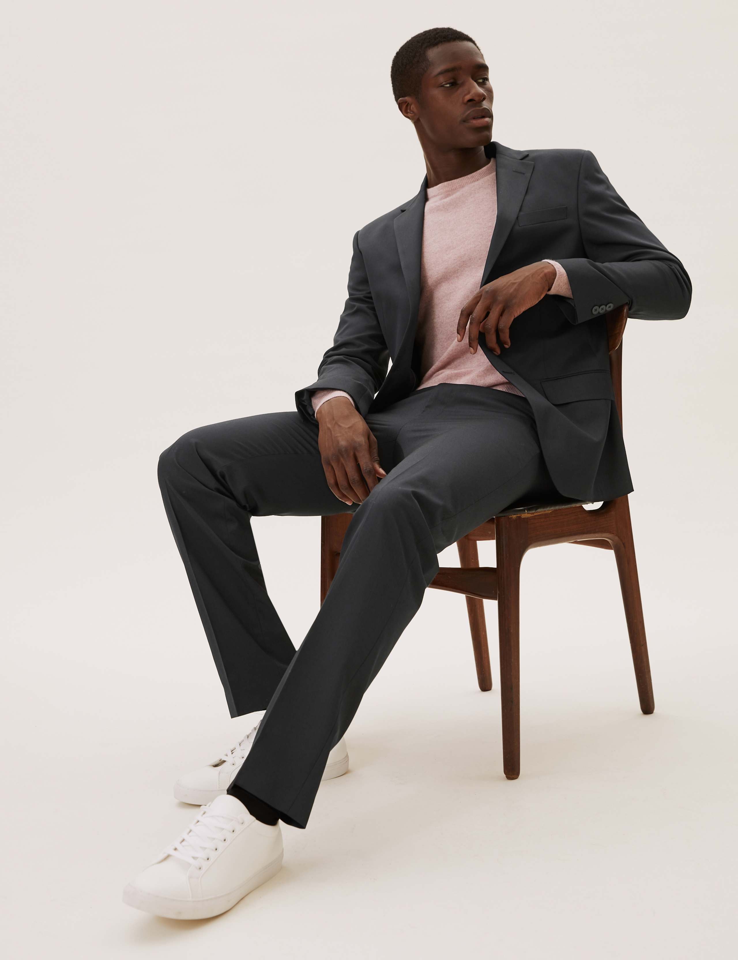 Regular Fit Suit 3 of 7