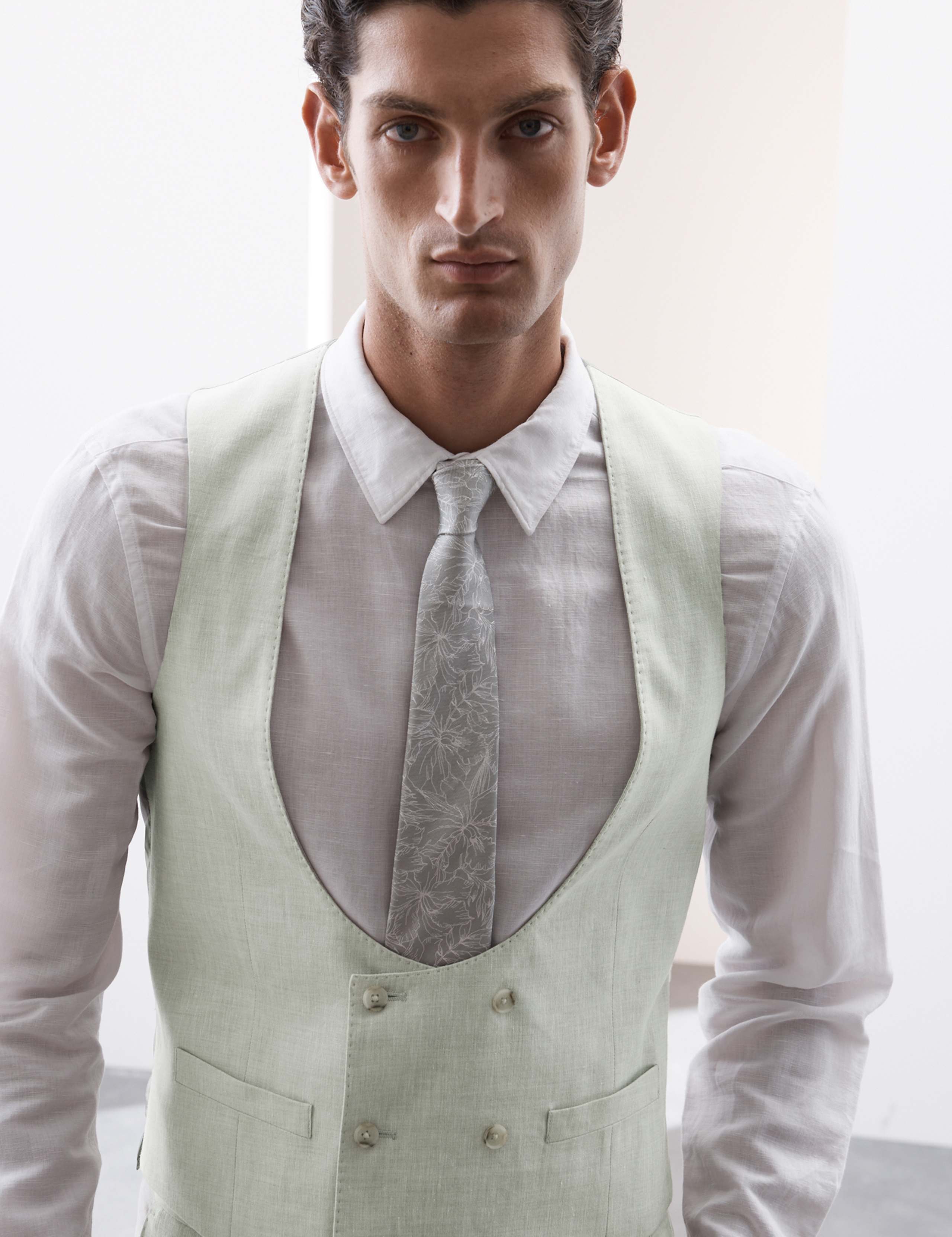 Tailored Fit Italian Performance Linen Blend Suit 2 of 6