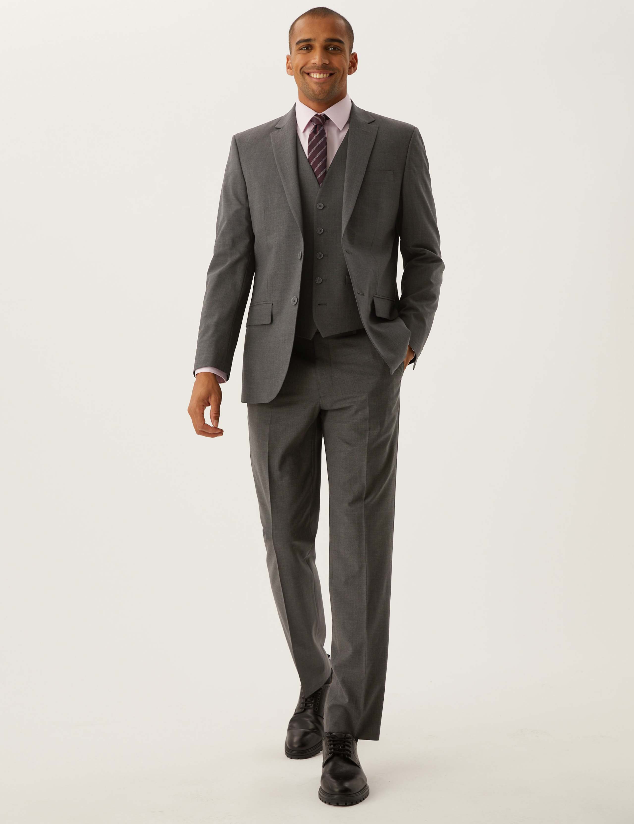 The Ultimate Regular Fit Suit 3 of 9