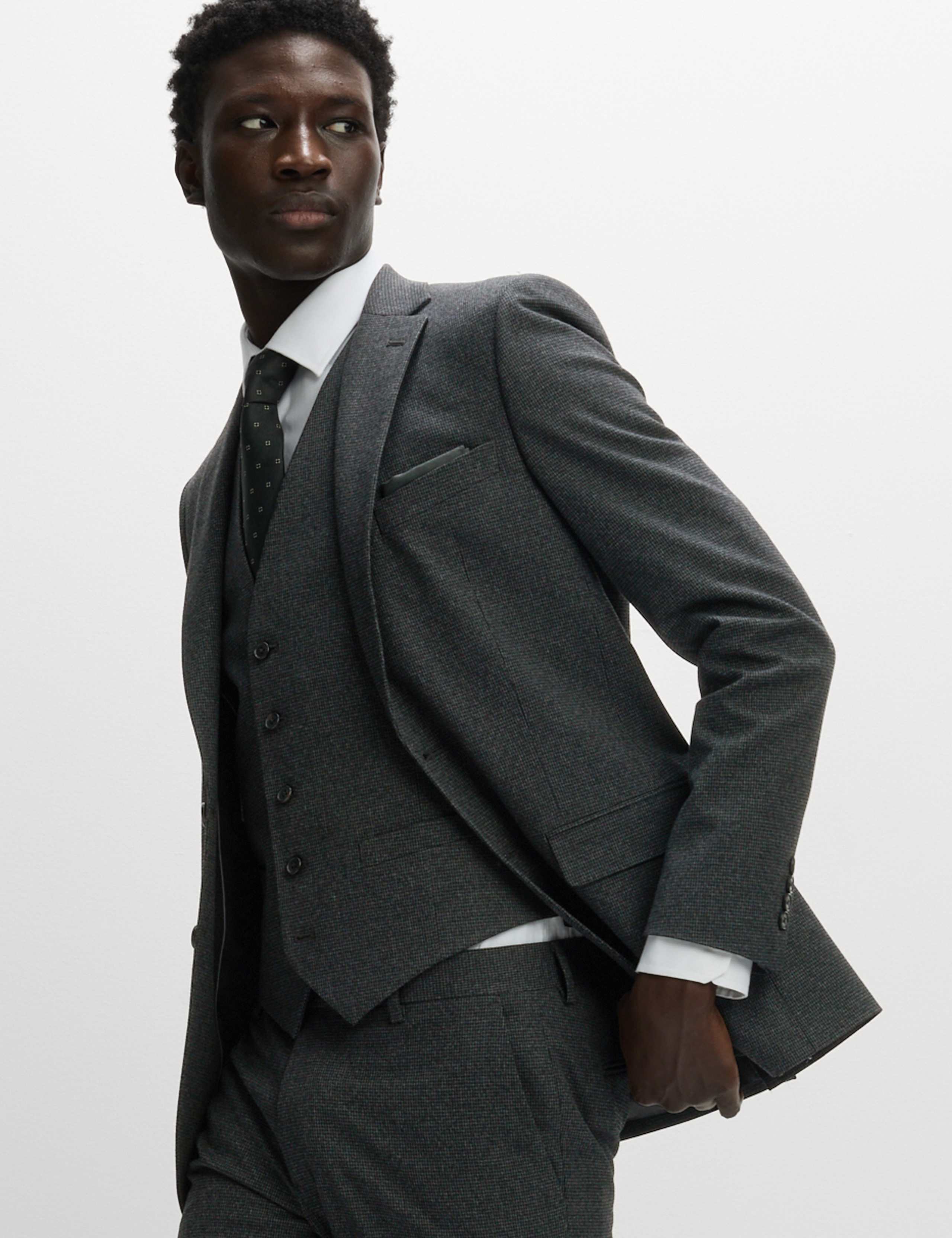 Slim Fit Puppytooth Suit