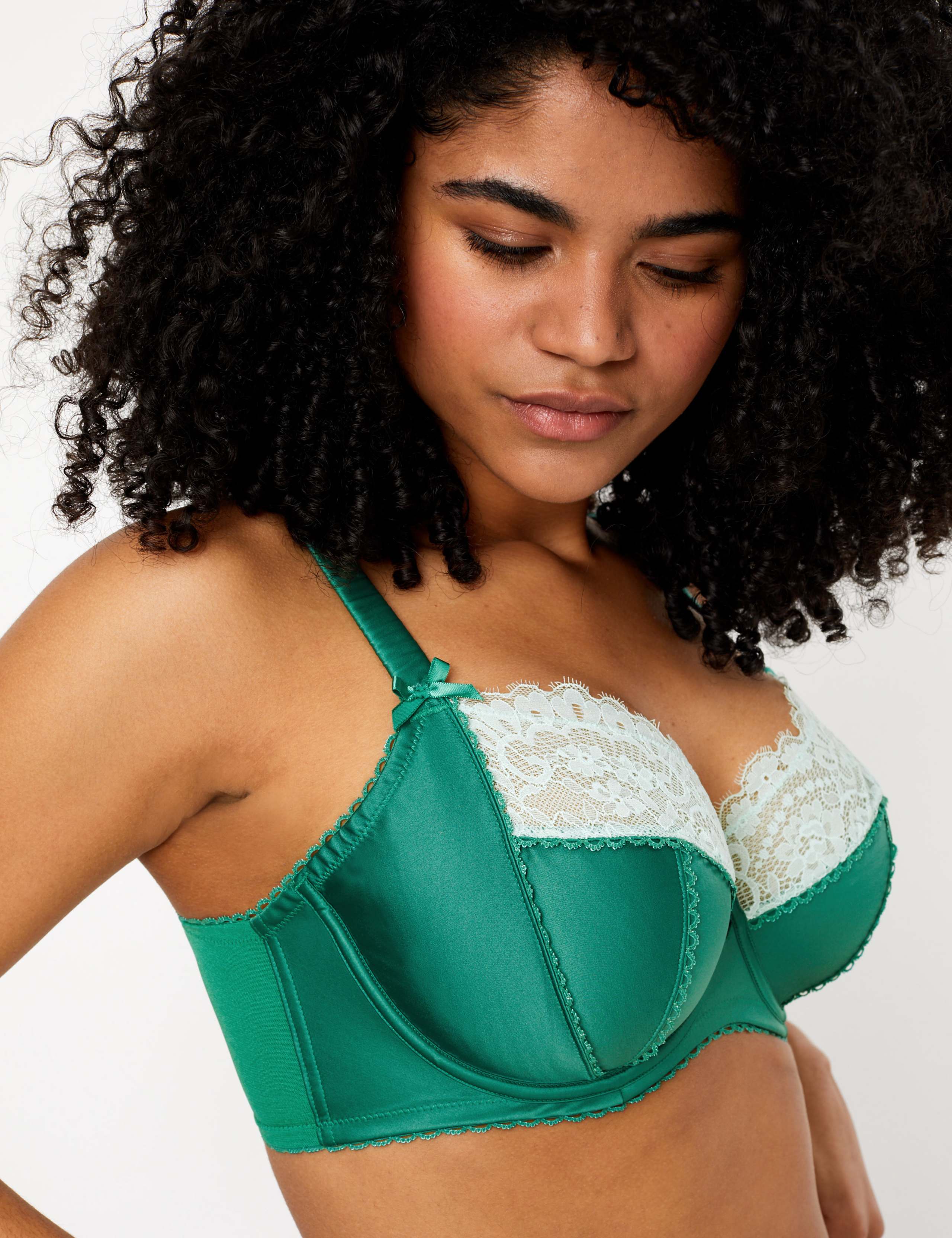 Satin & Lace Non Padded Bra Set with A-G 2 of 6
