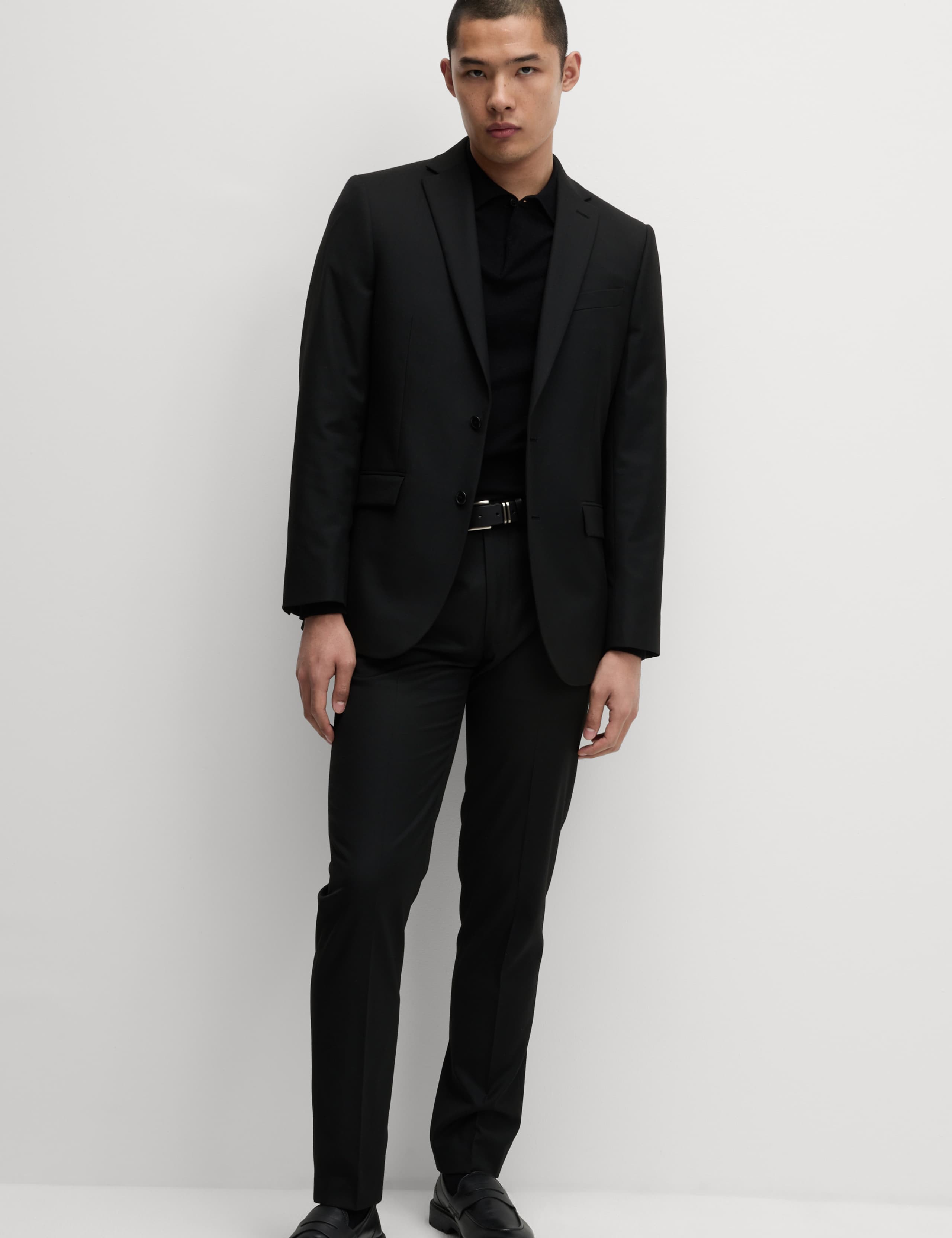 Tailored Fit Stretch Suit 1 of 6