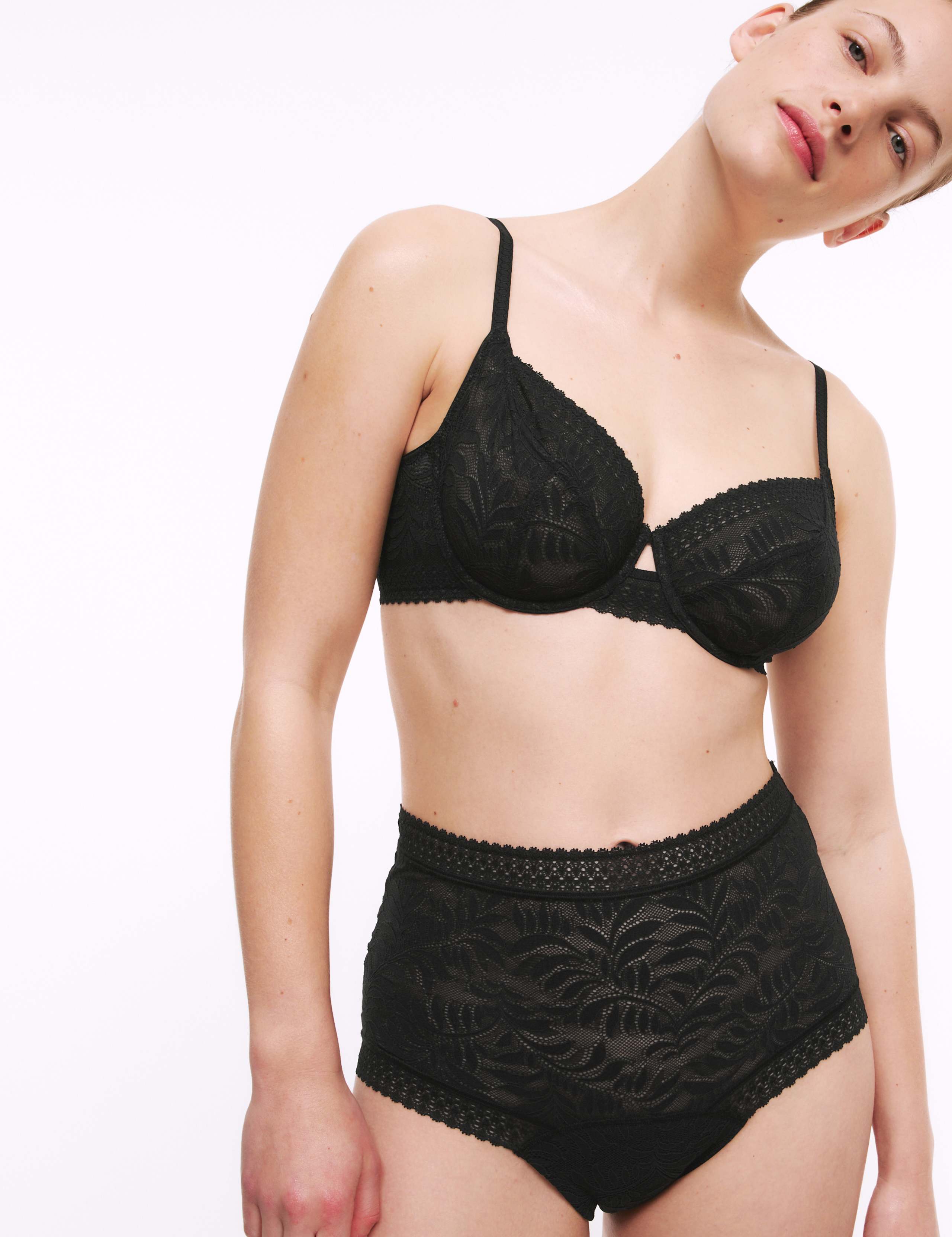 Flexifit™ Lace Wired Balcony Bra Set A-E 4 of 6