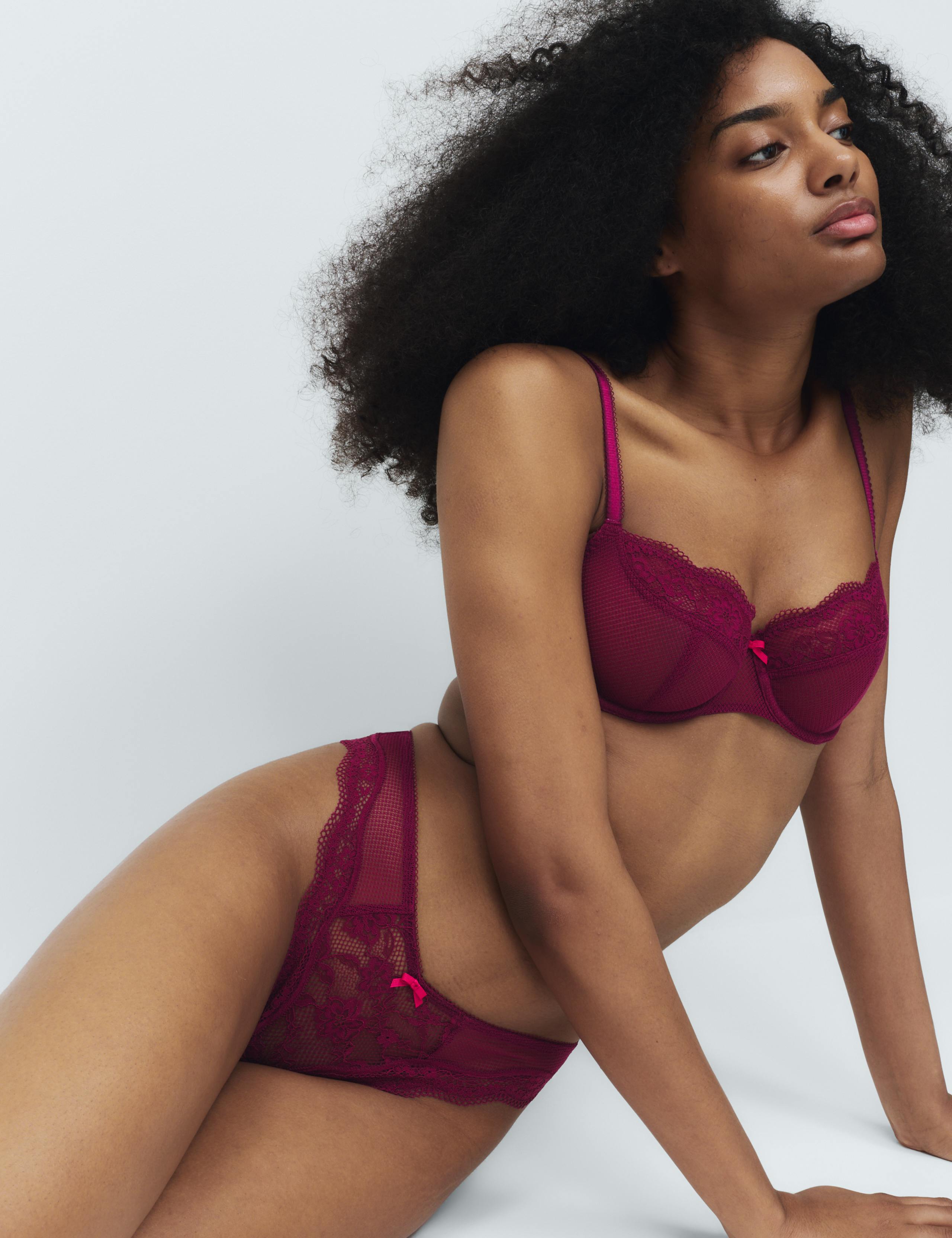 Jasmine Lace Wired Balcony Bra Set A-E