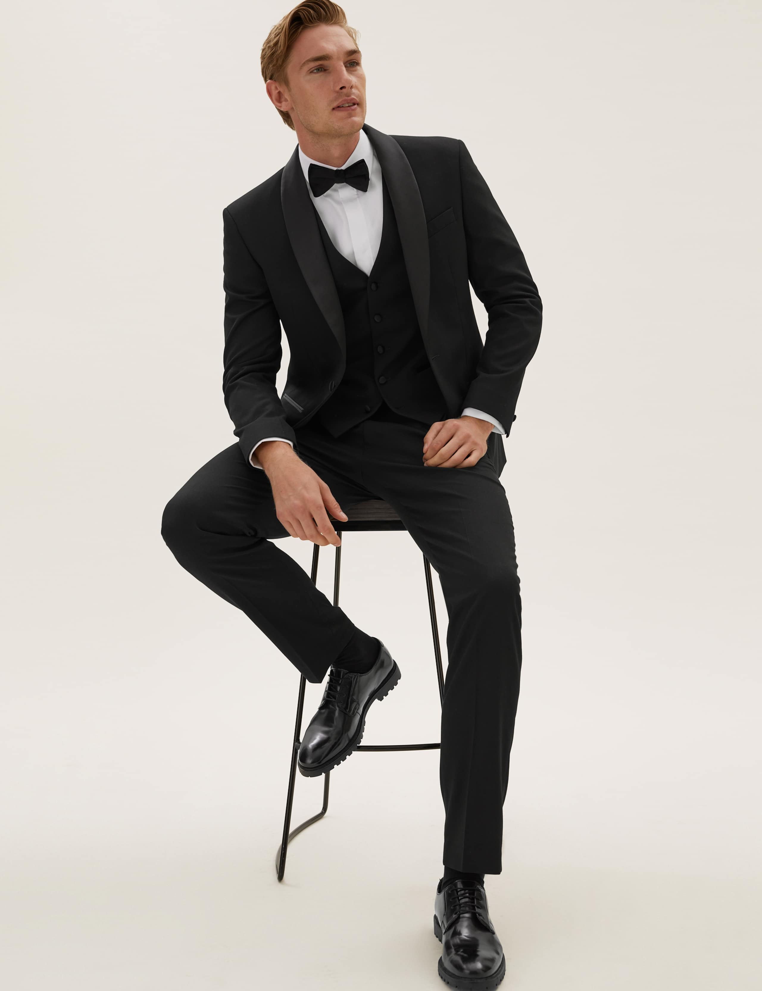 Regular Fit 3 Piece Suit 3 of 6