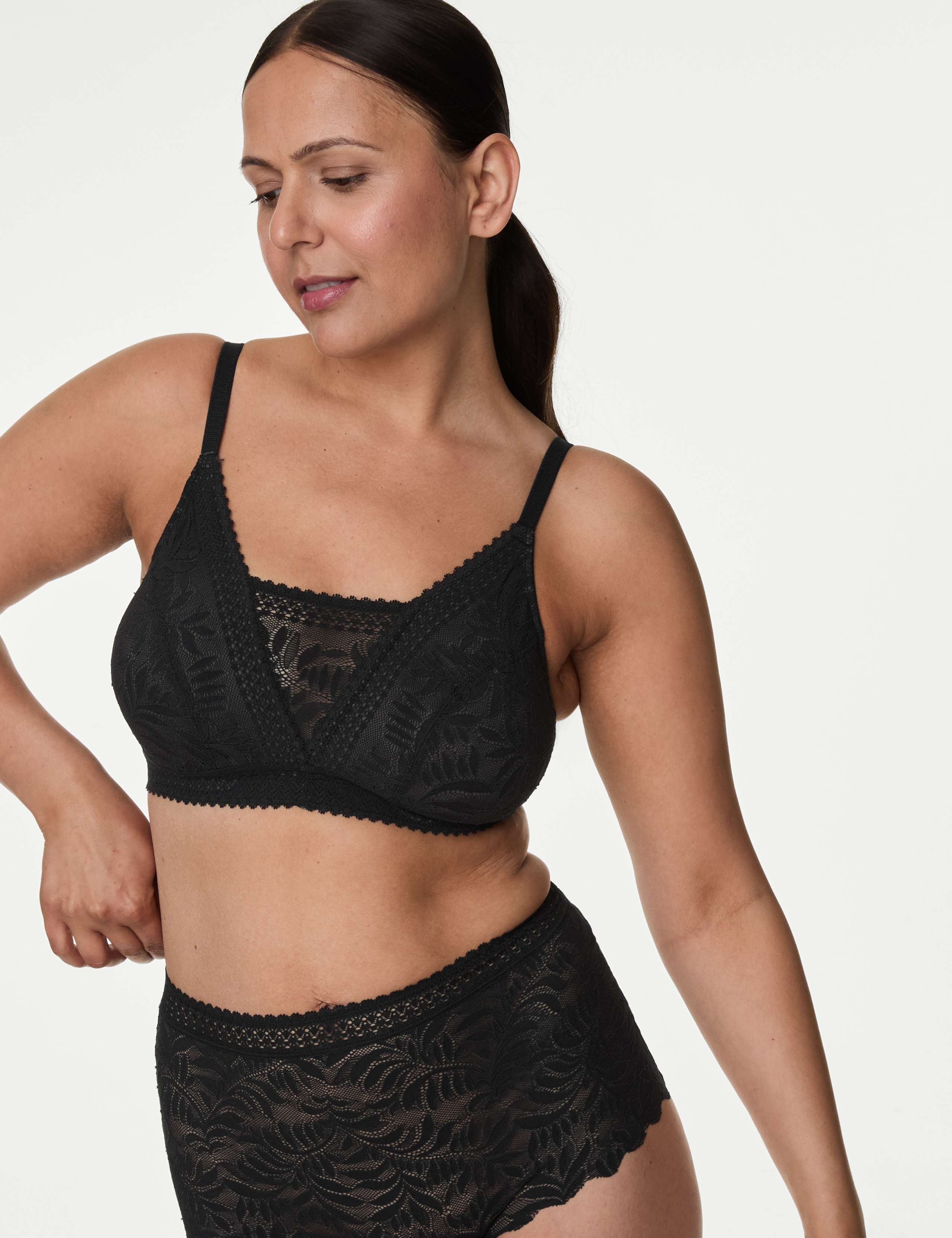 Flexifit™ Lace Non Wired Post Surgery Bra Set  A-E 2 of 4