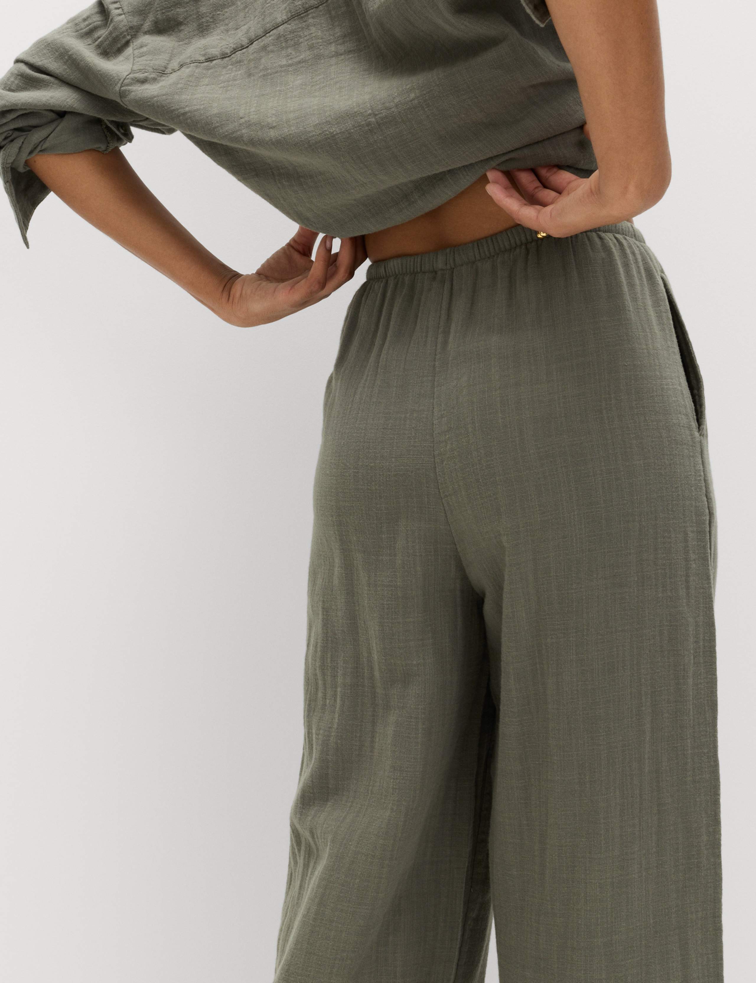 Beach Shirt & Trousers Set 6 of 6