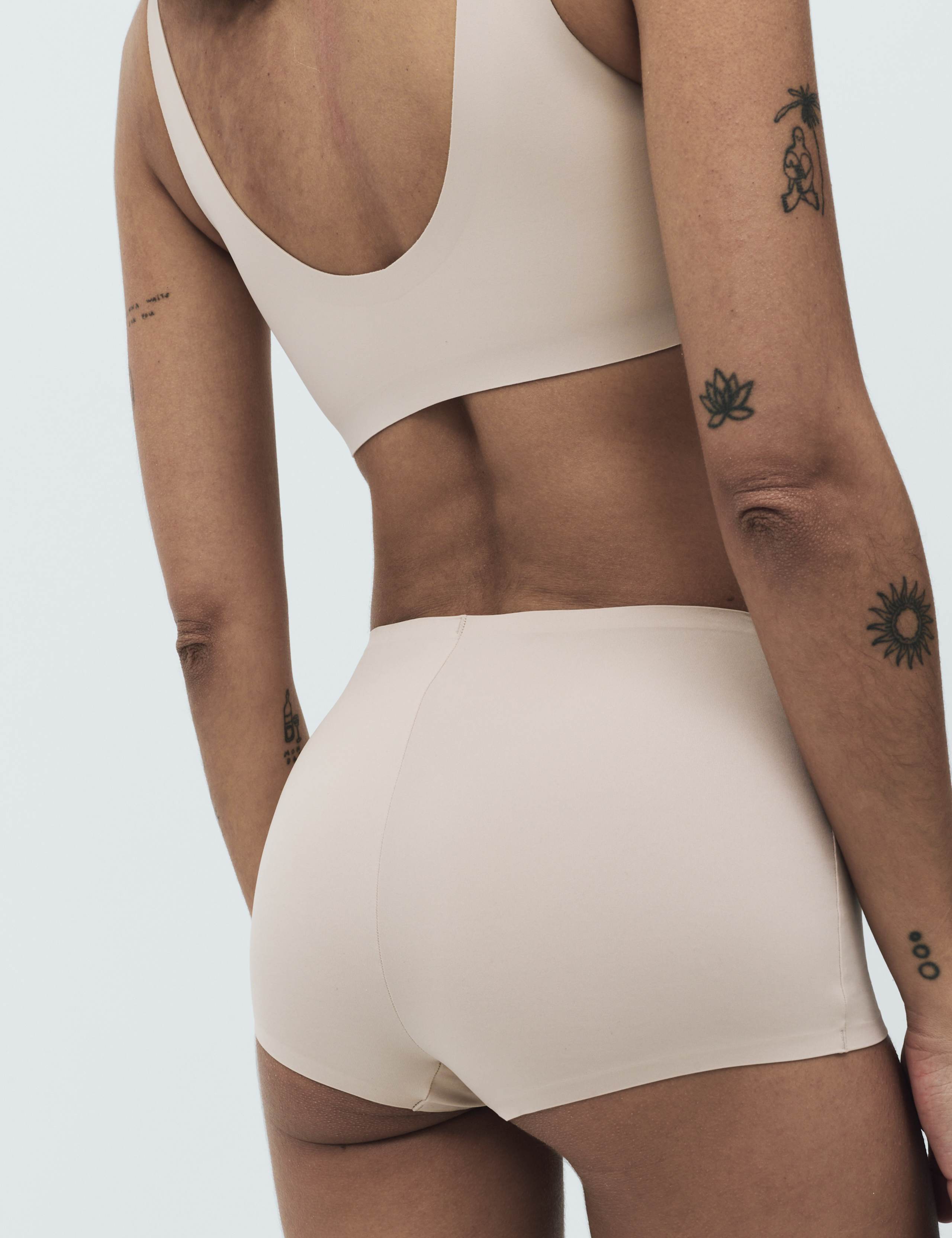 Body Invisibles™ Non Wired Crop Top Set A-E 6 of 6