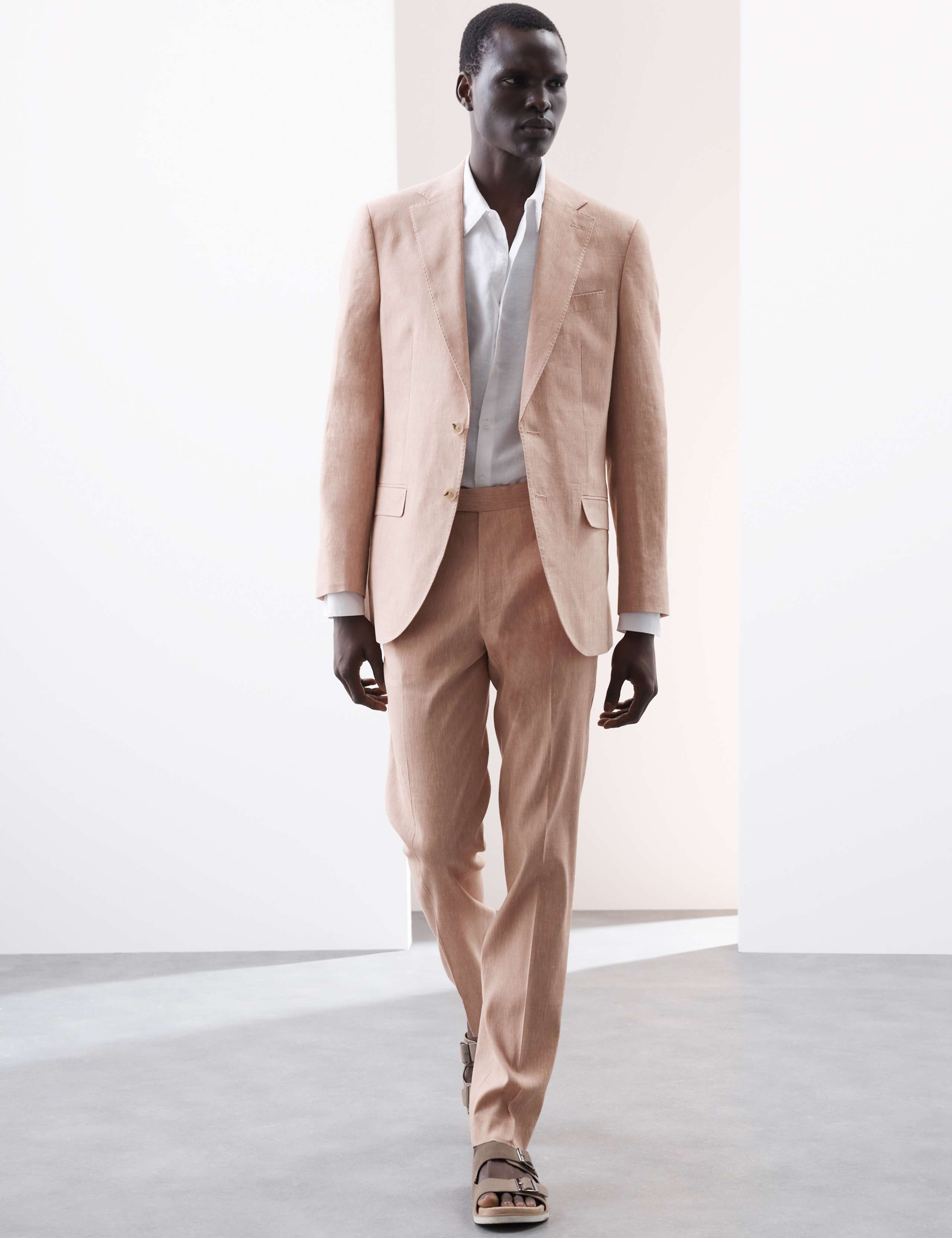 Tailored Fit Italian Performance Linen Blend Suit