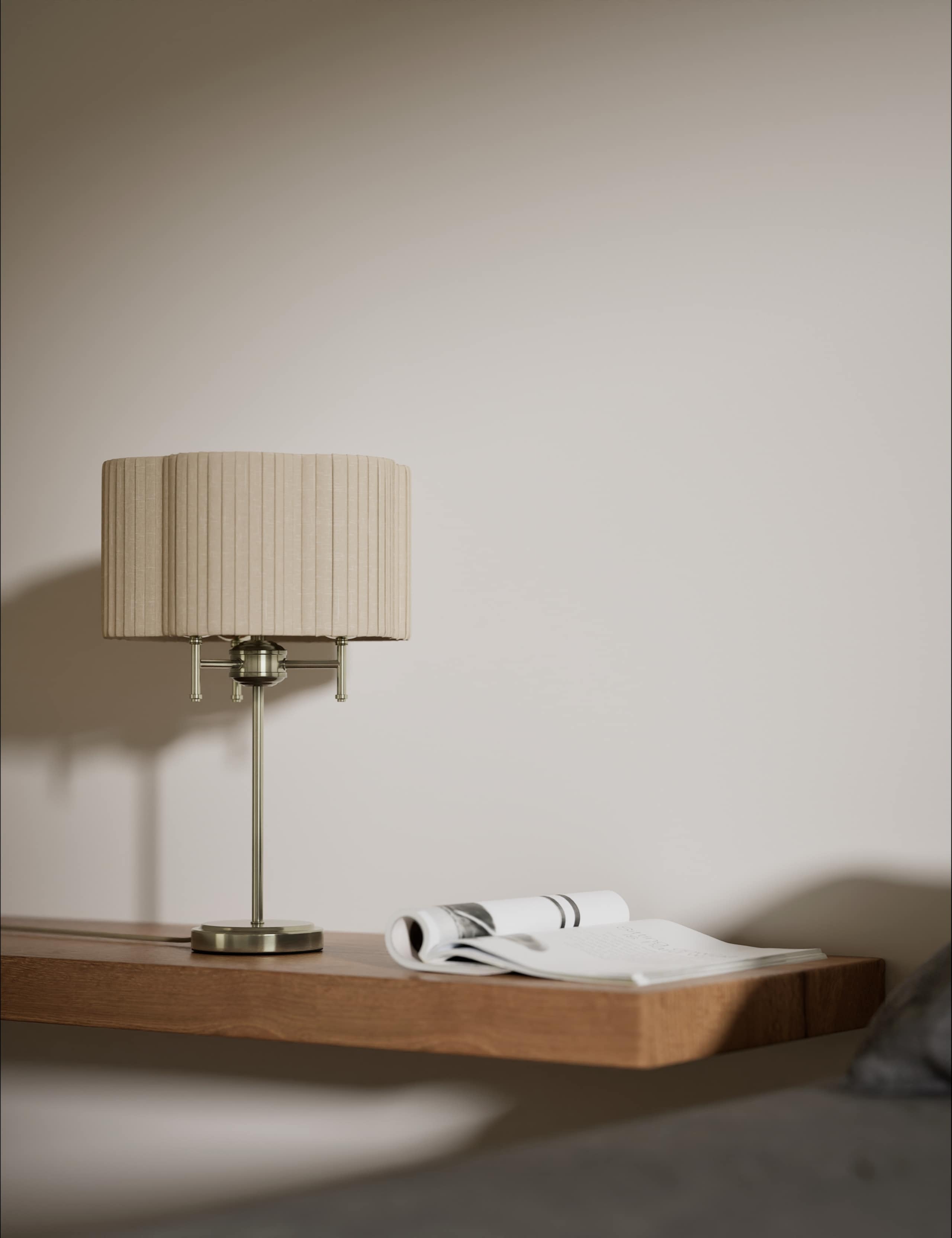 Scallop Pleated Shade Brass Base Table Lamp