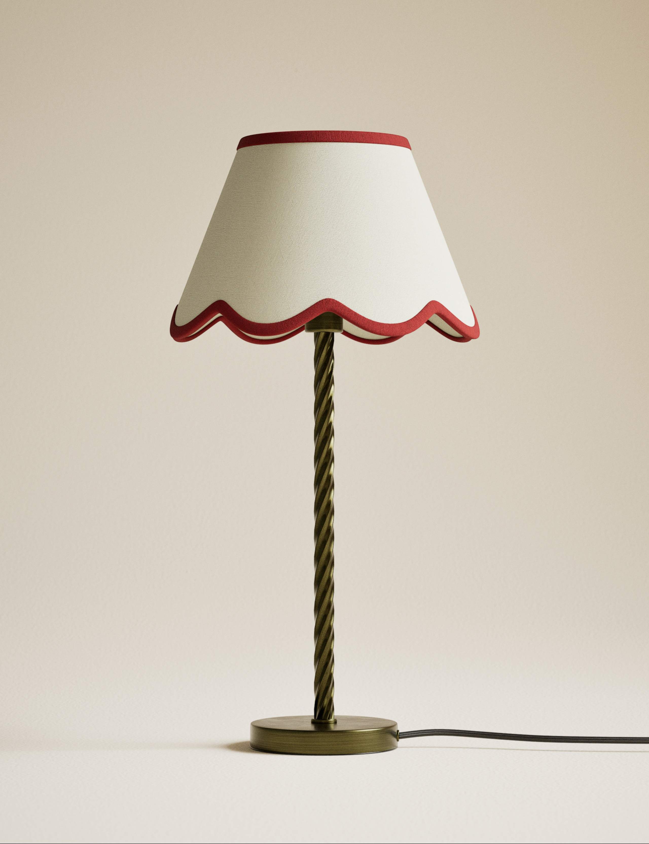 Scallop Trim Lamp Shade