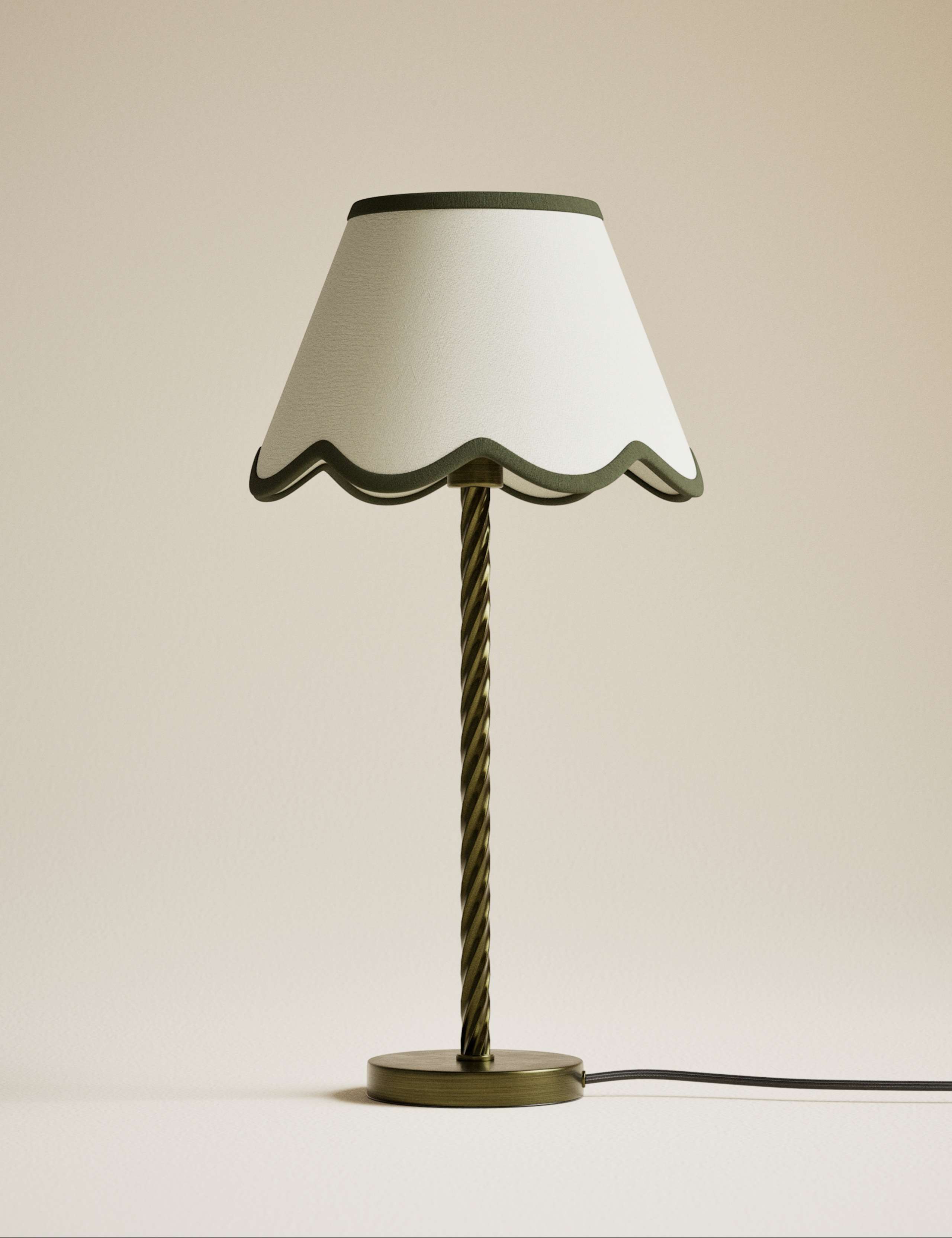 Scallop Trim Lamp Shade