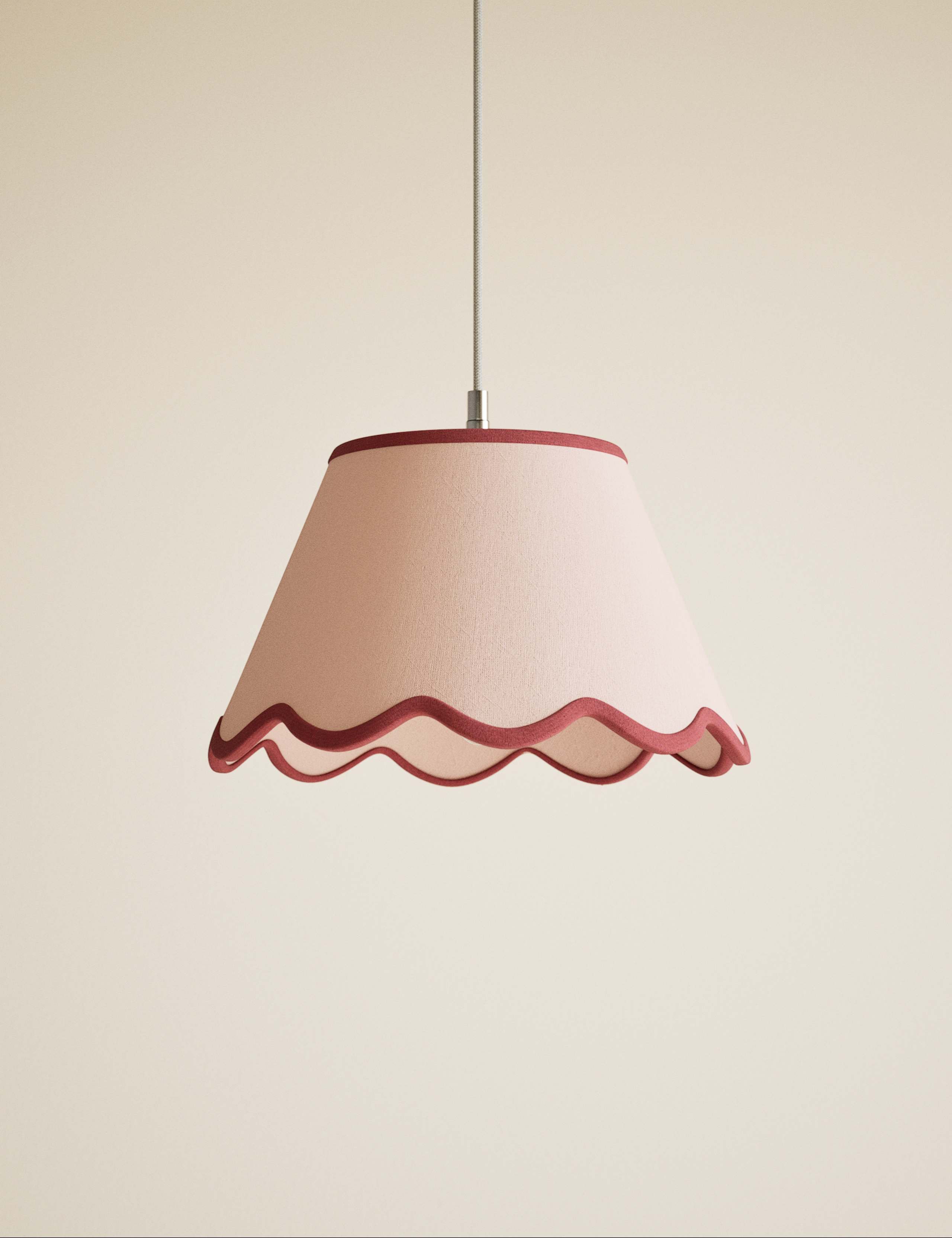 Large Scallop Trim Lamp Shade
