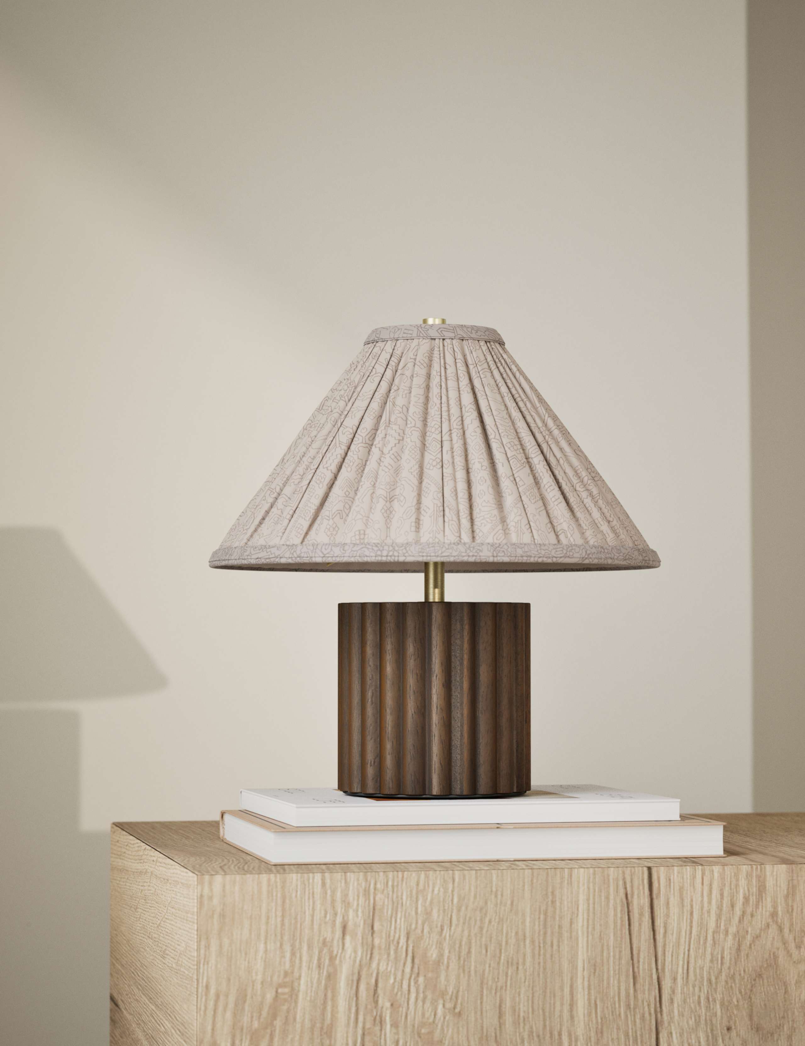 Wood Ribbed Round Table Lamp