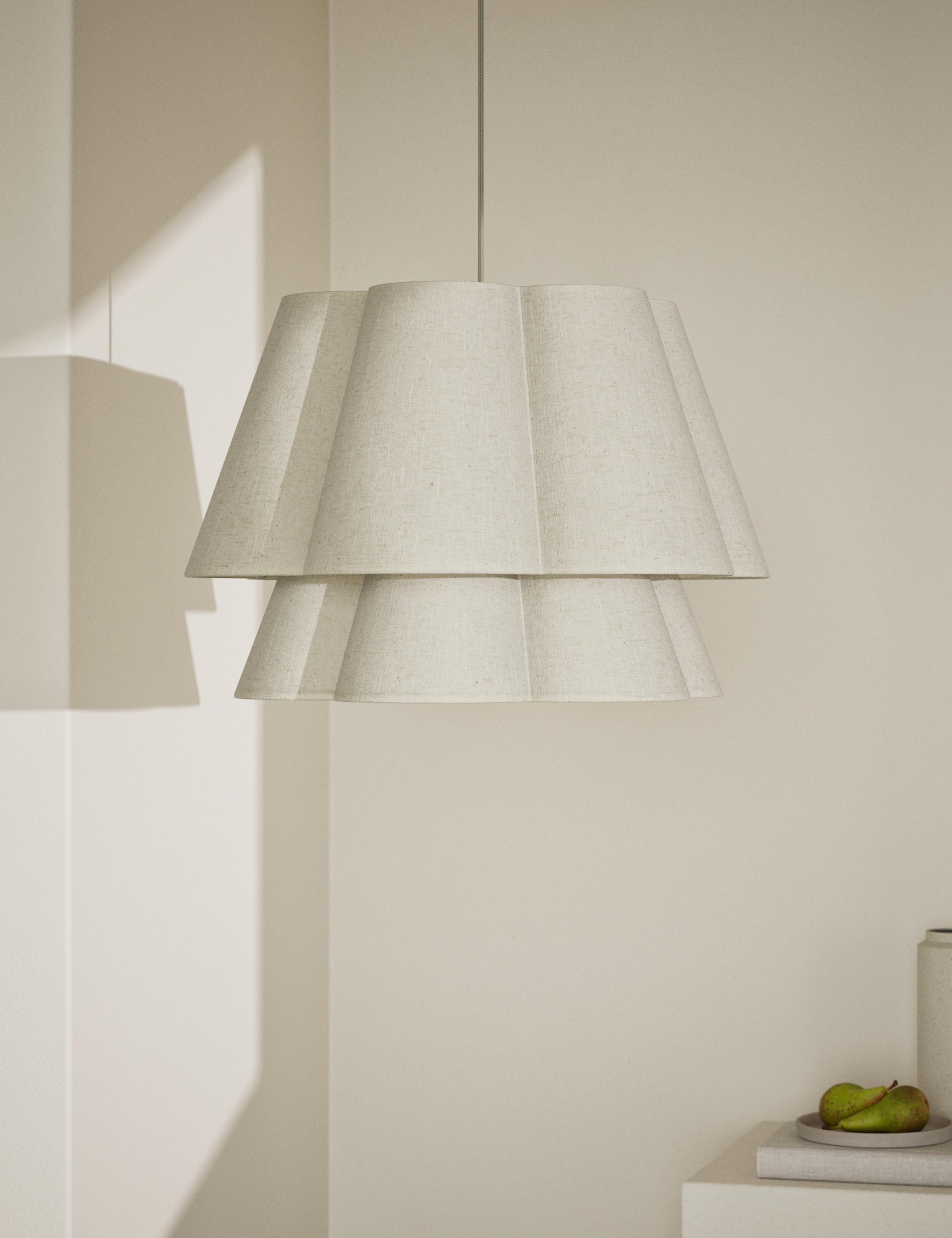 2 TIER SCALLOP SHADE