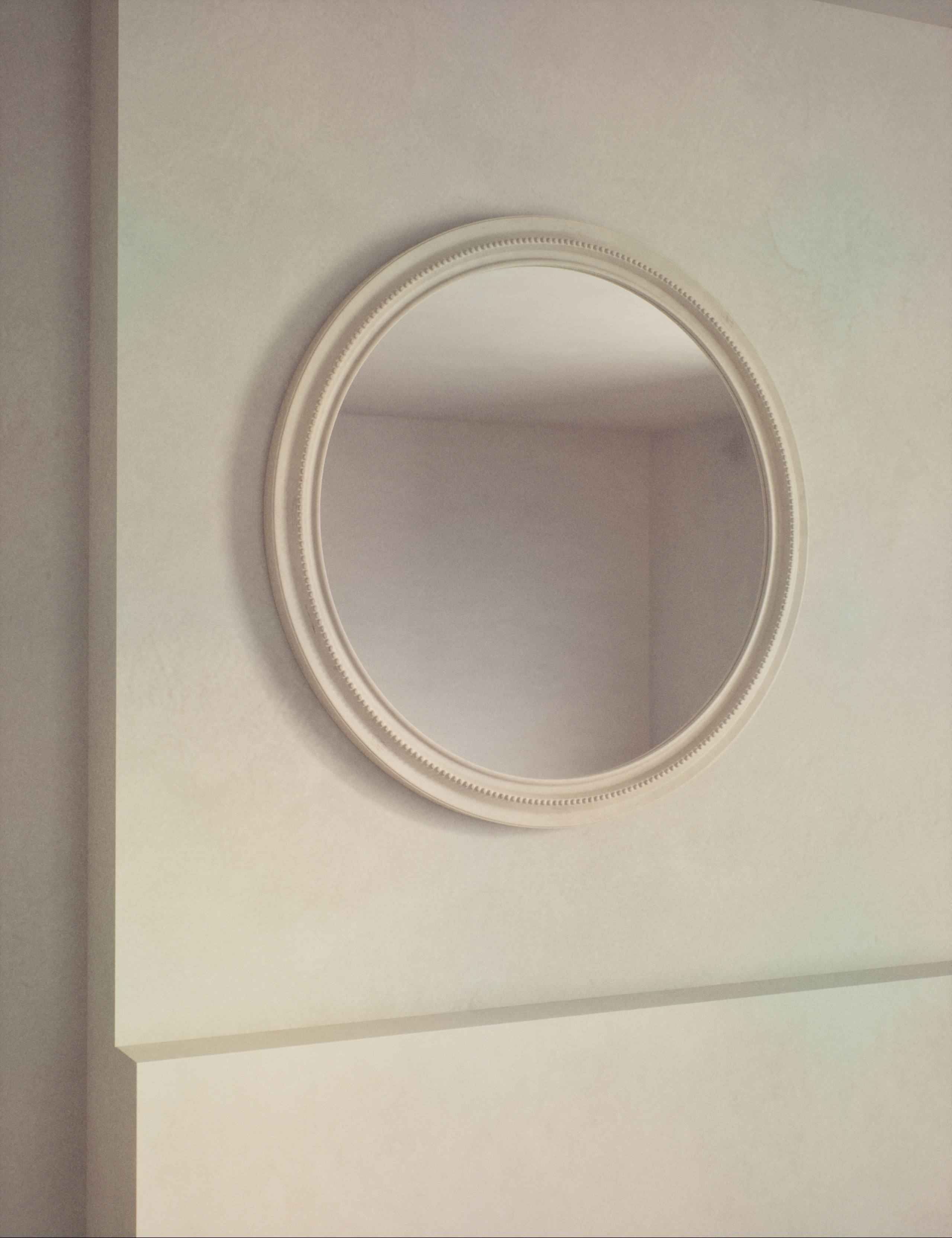 Daphne Round Hanging Wall Mirror