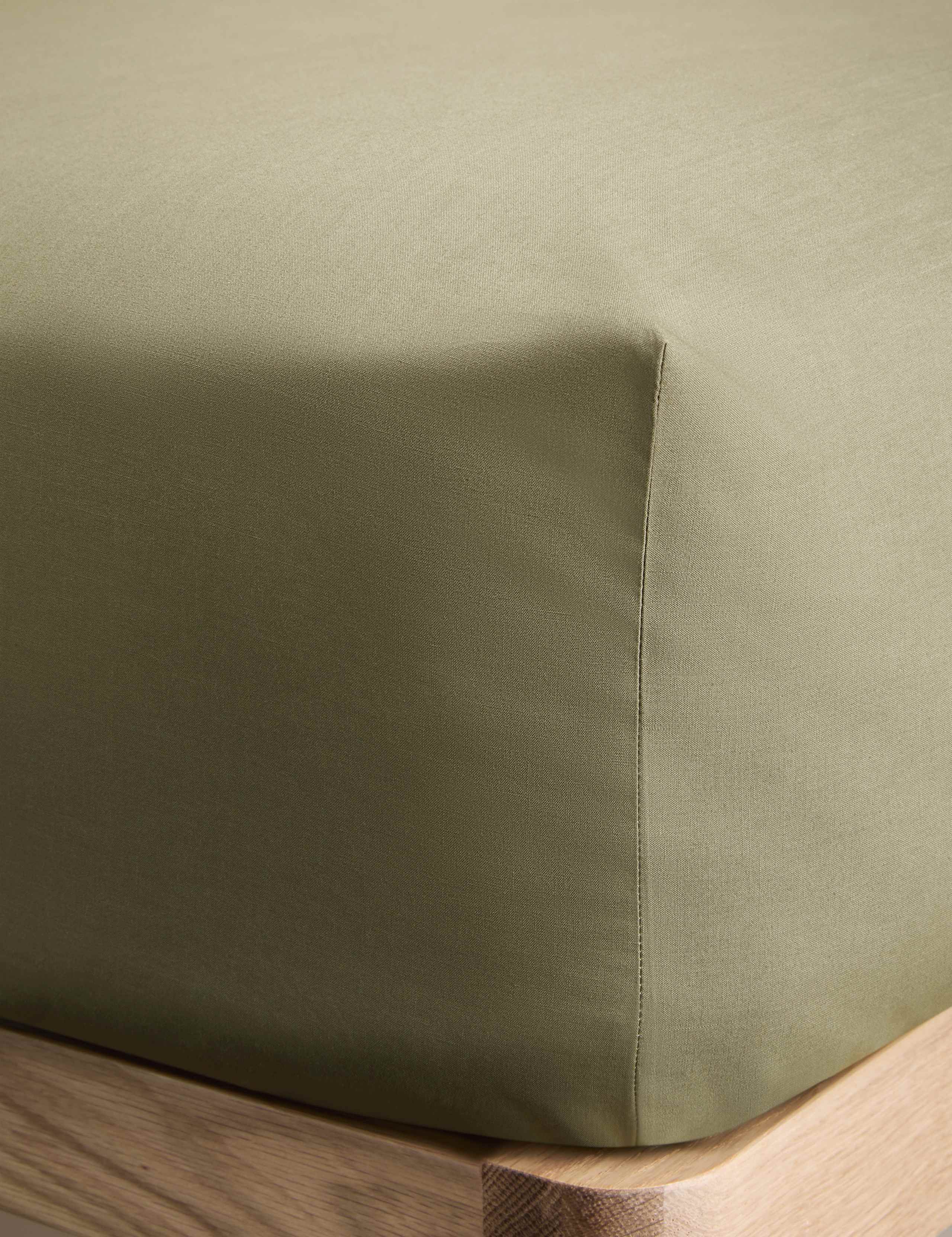 Cotton Rich Extra Deep Fitted Sheet