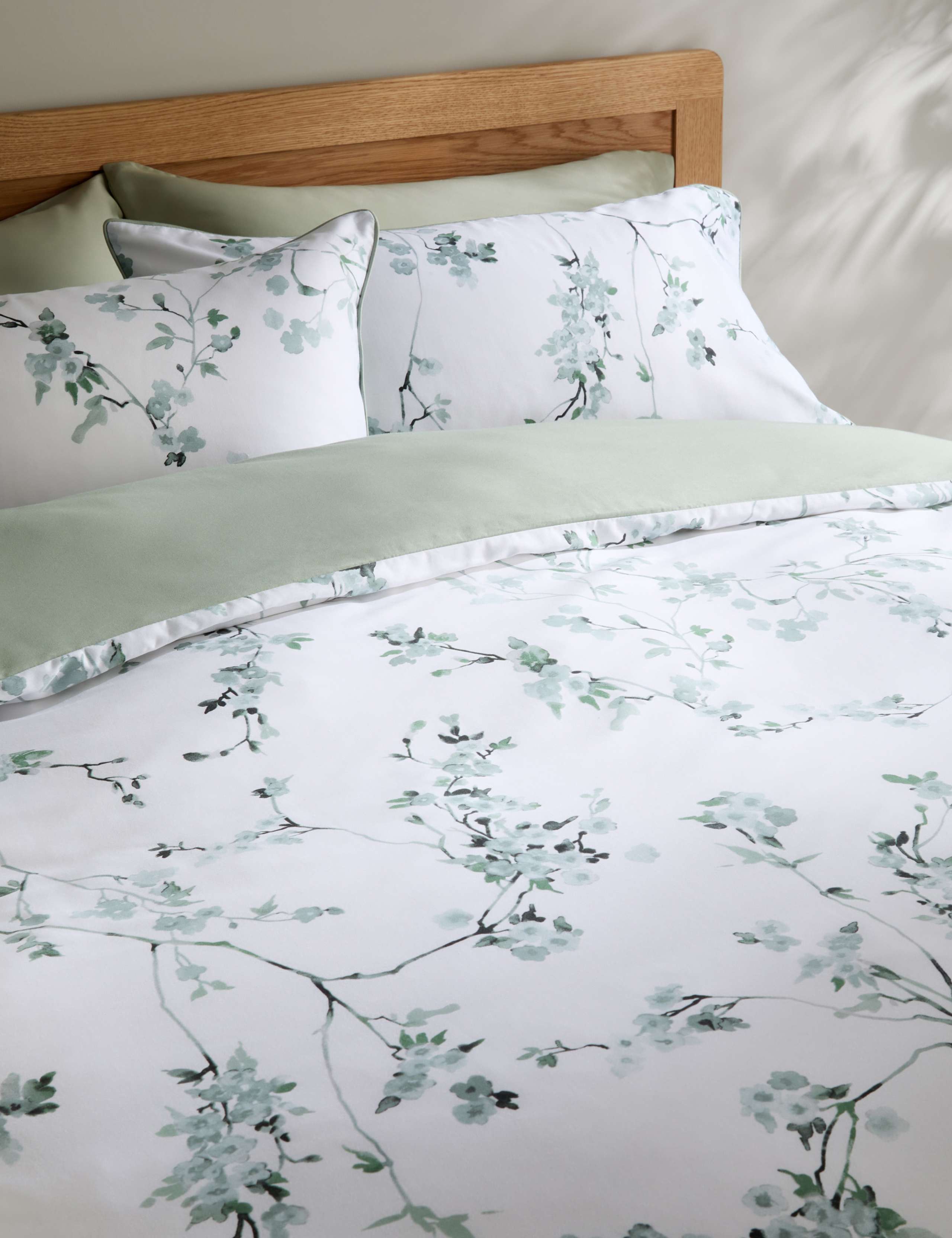 Pure Cotton Sateen Cherry Blossom Bedding Set
