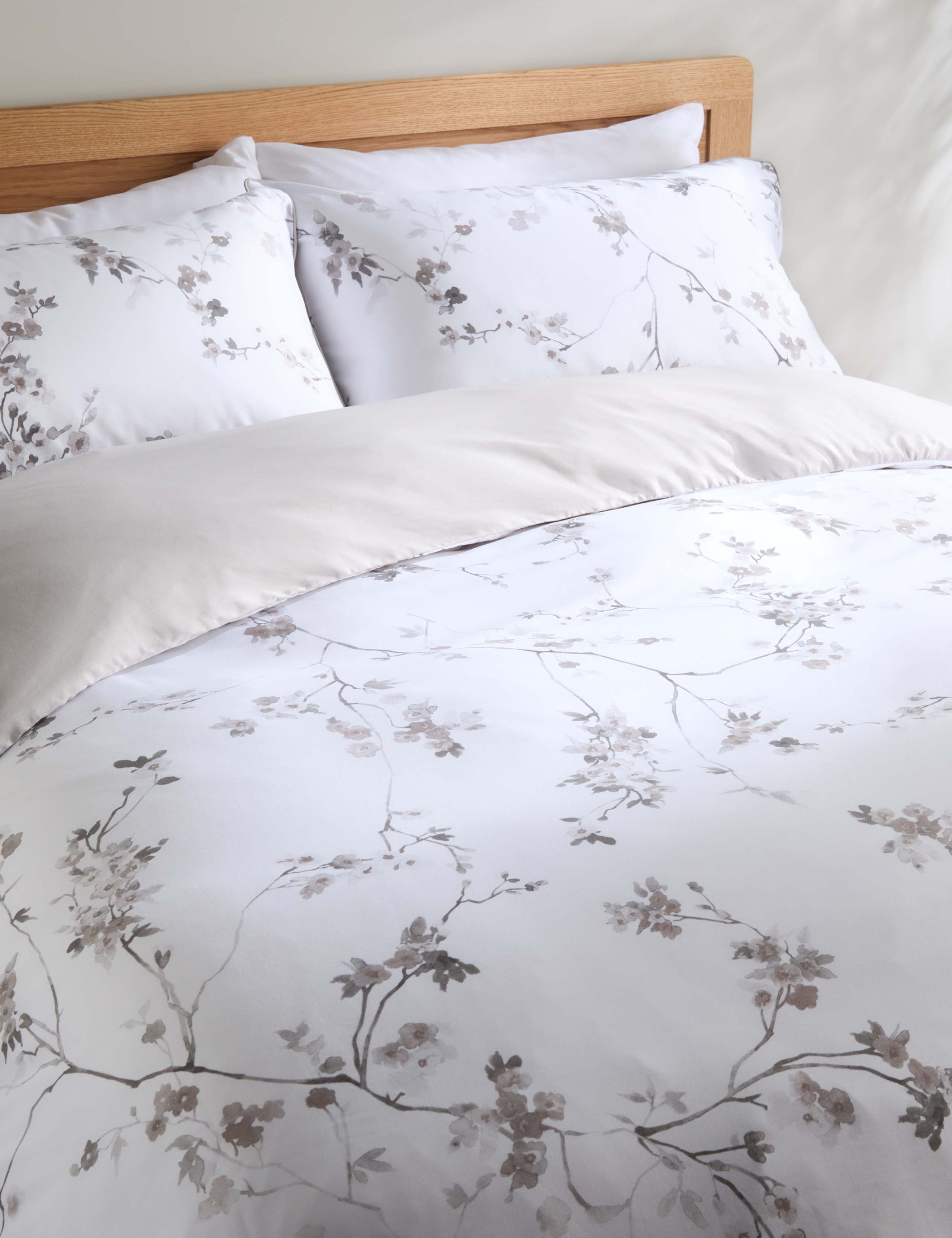 Pure Cotton Sateen Cherry Blossom Bedding Set