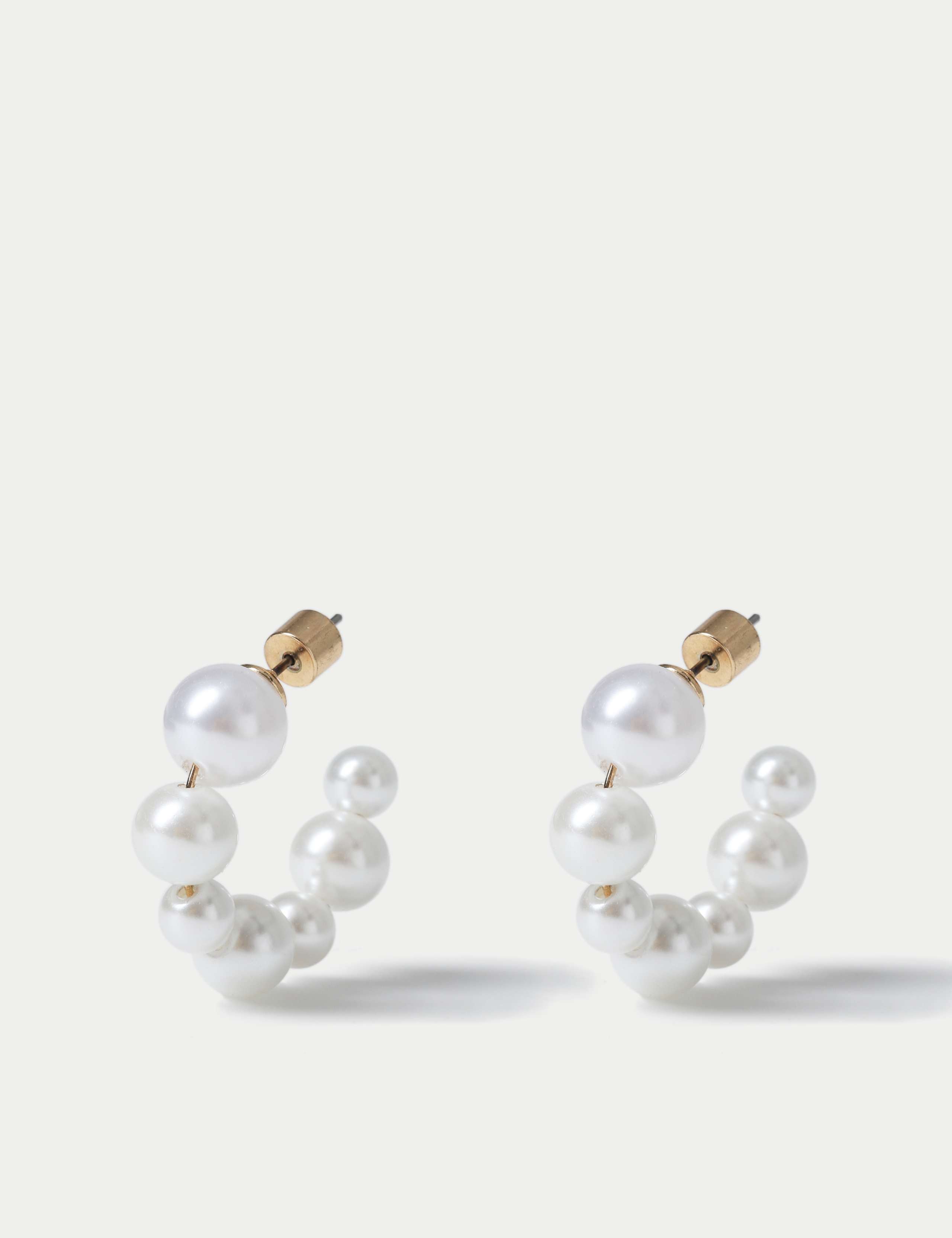 Pearl Twisted Hoop Earring