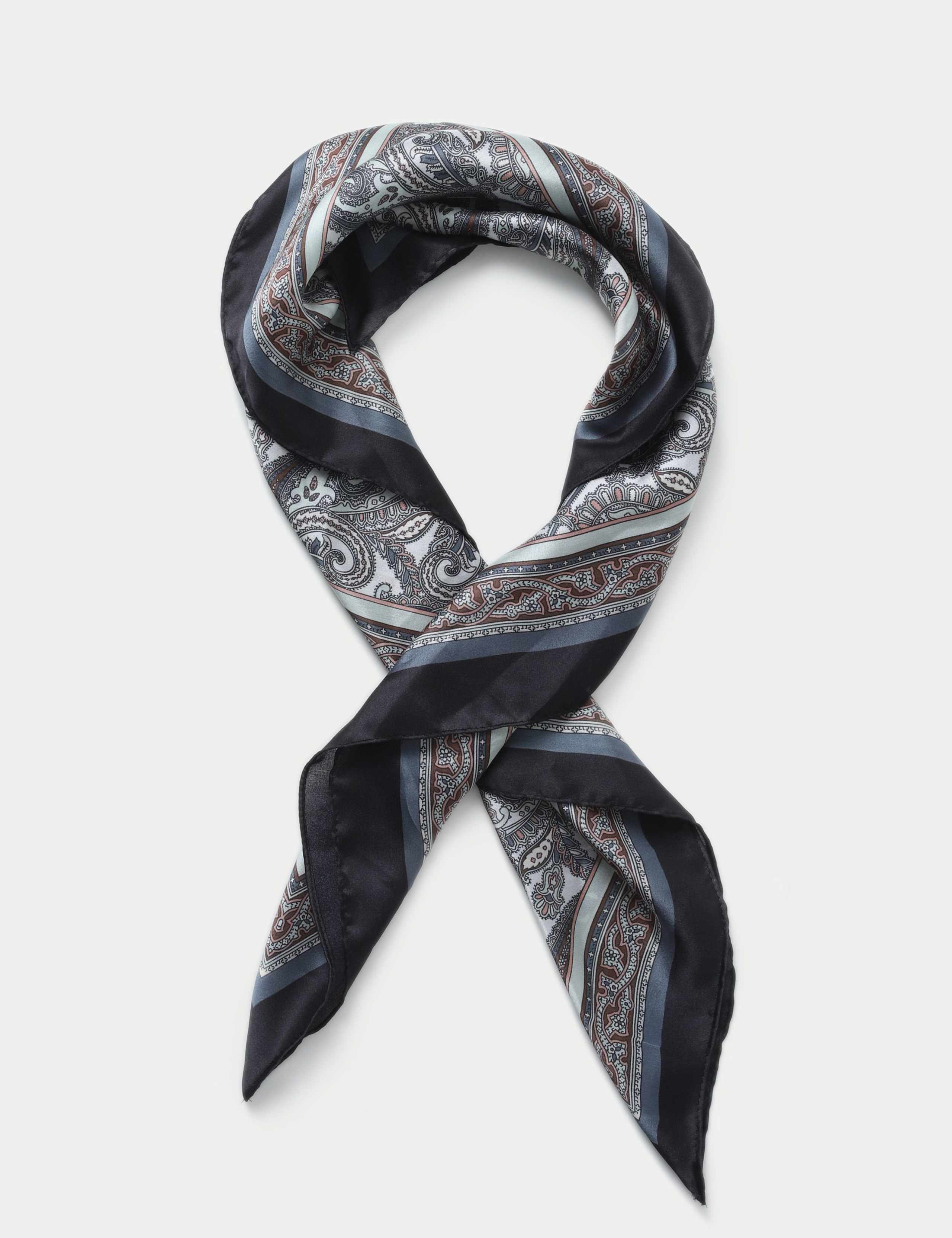 Printed Paisley Blue and White Scarf