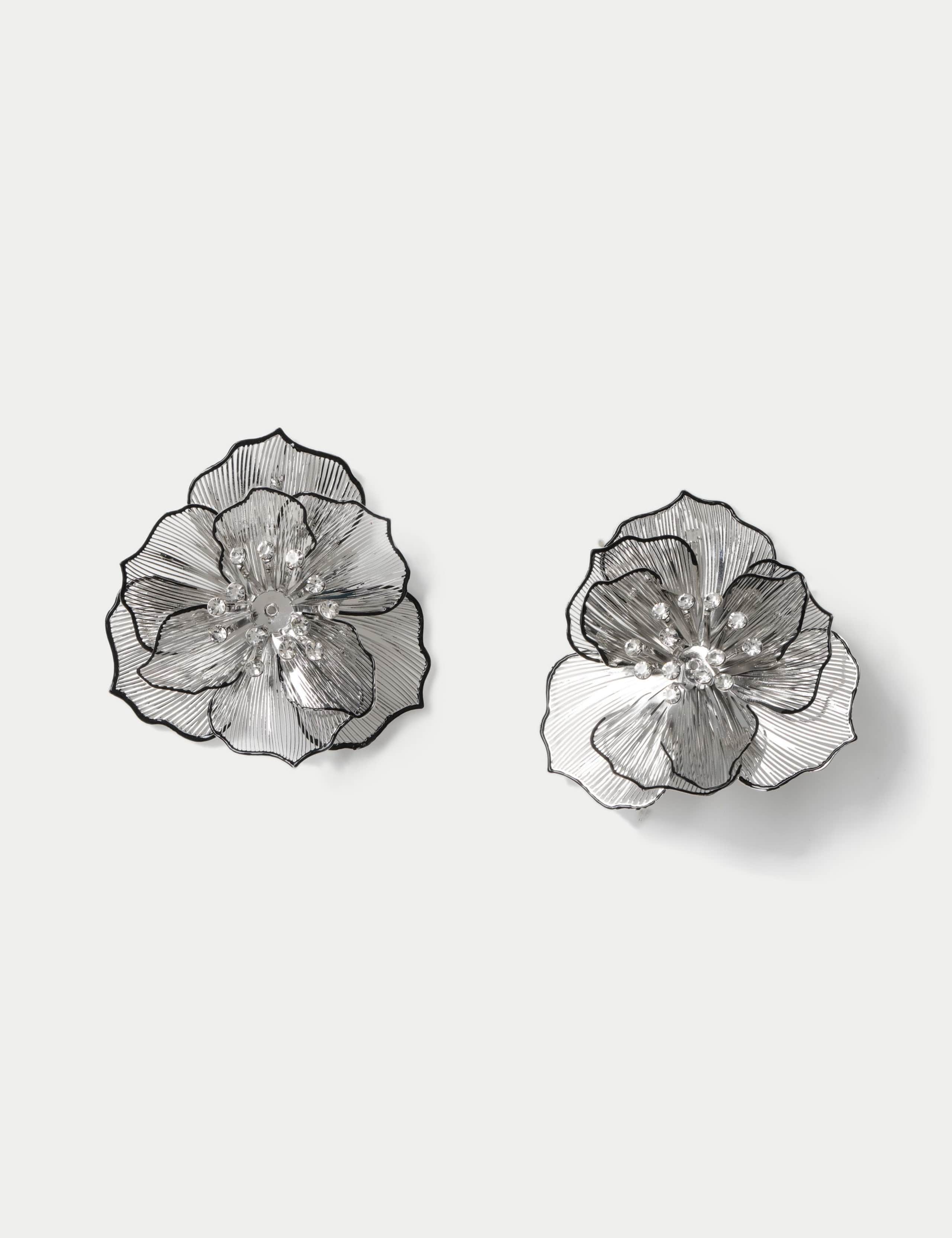 Flower Embellished Stud Earrings