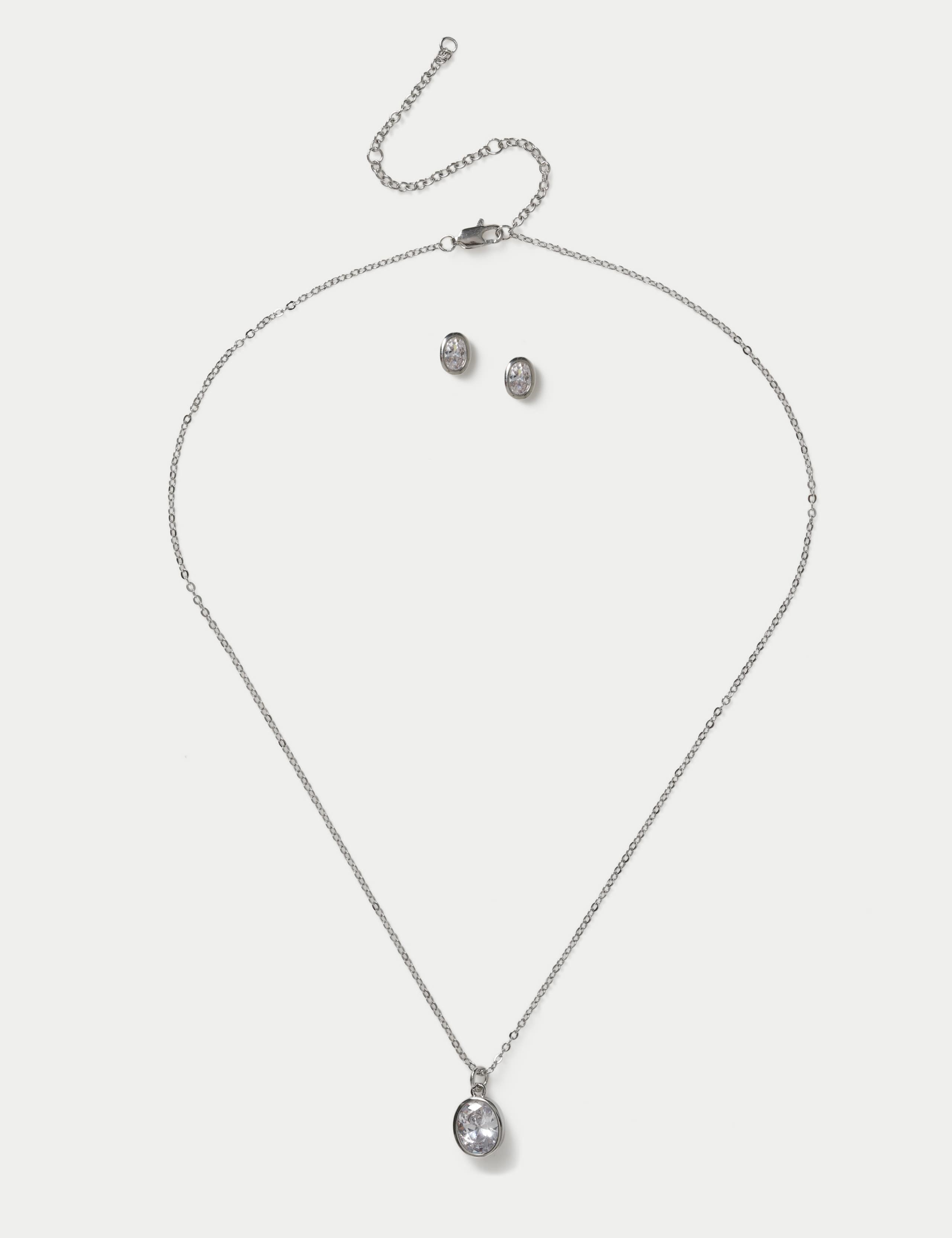 Platinum Oval Earrings and Necklace Set