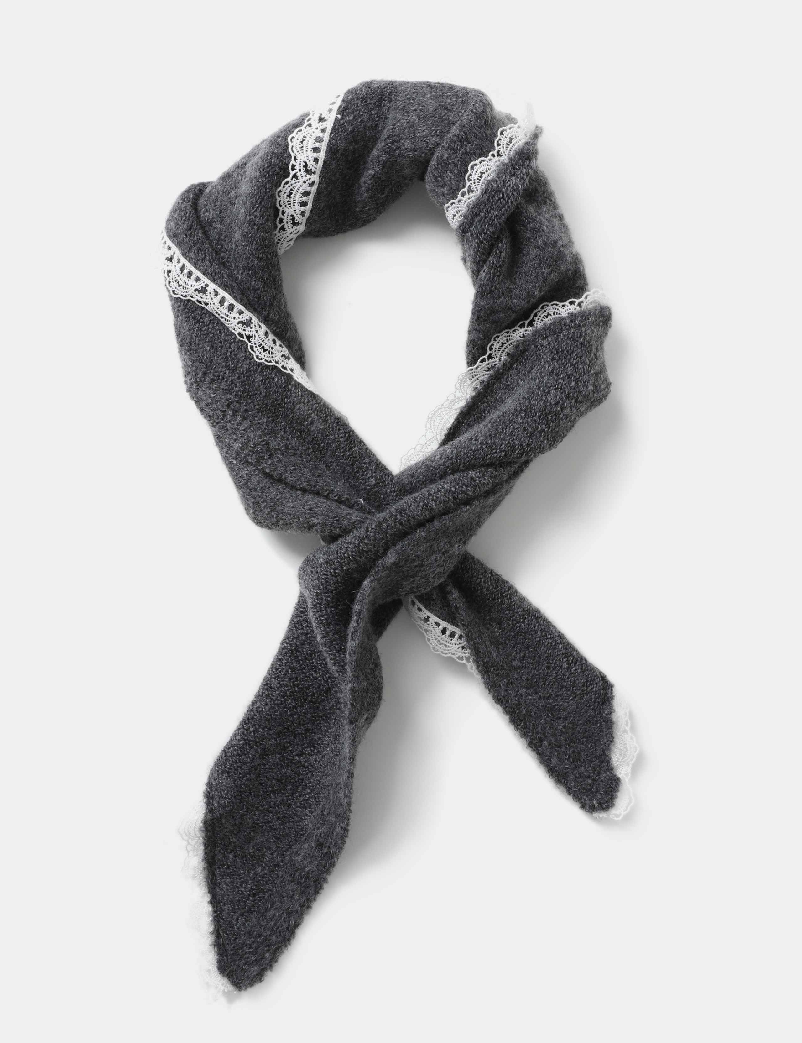 Knitted Paisley Grey Scarf