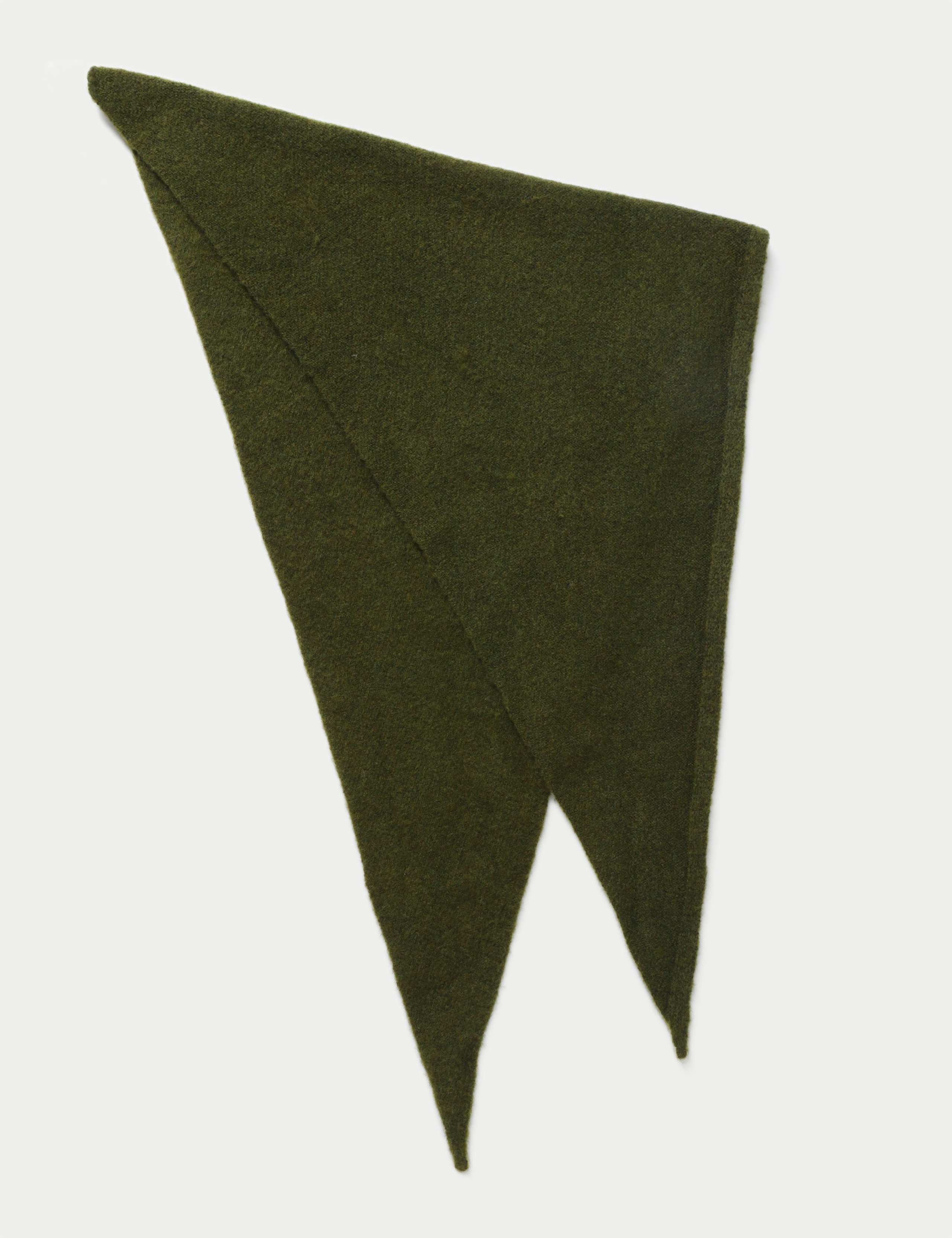 Knitted Triangle Neckerchief