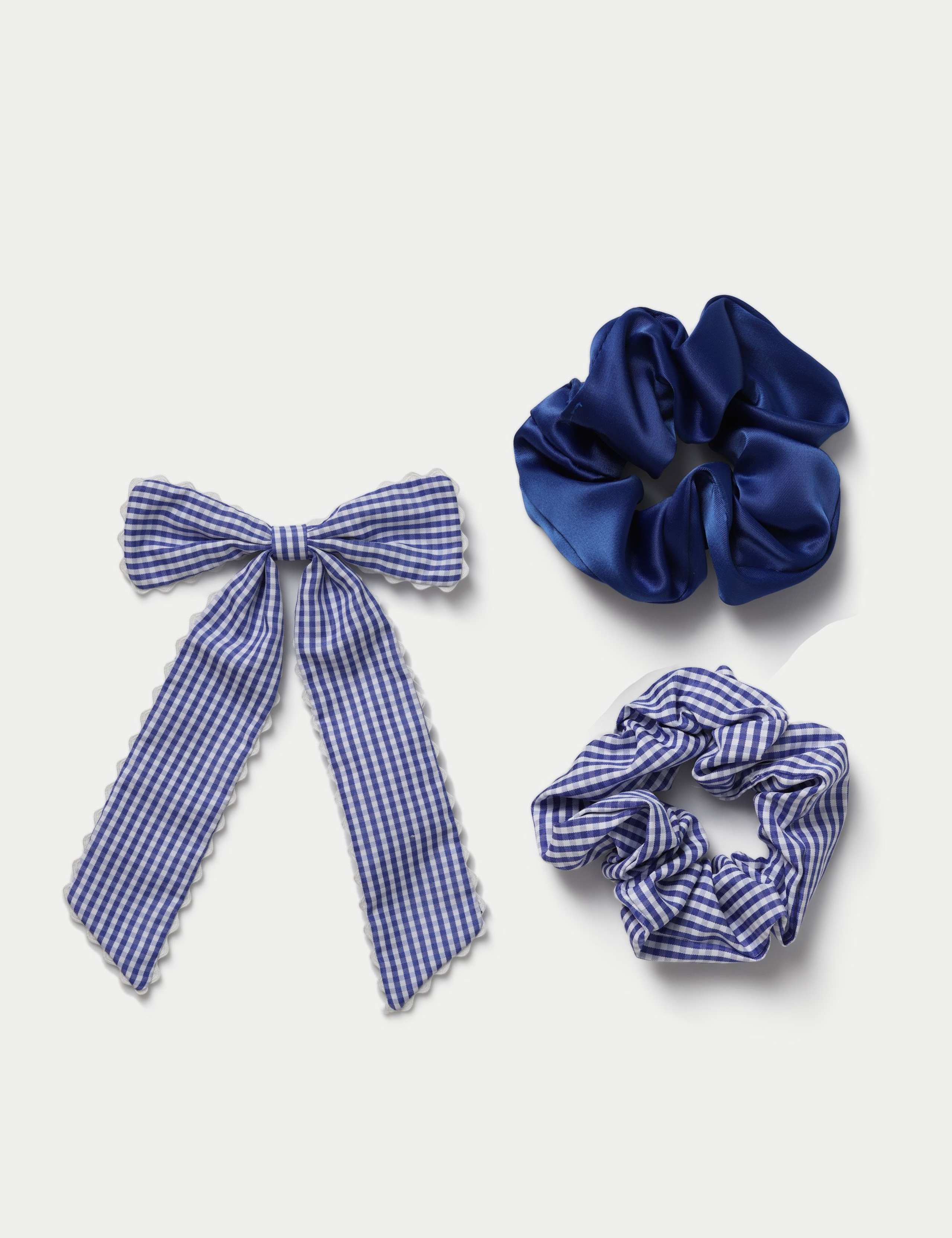 Back To School Scallop Bow & Scrunchie