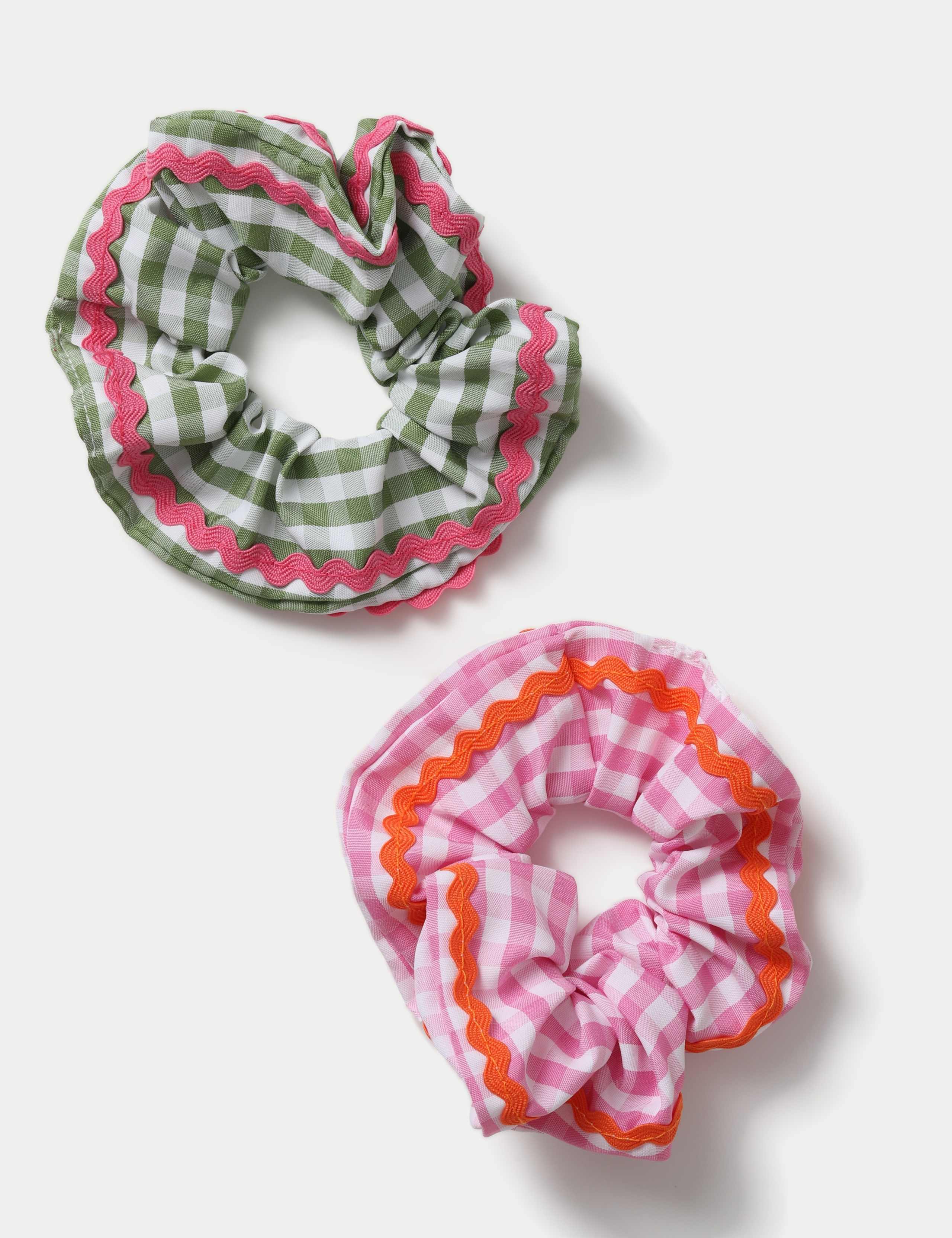 Ric Rac Gingham Scrunchie