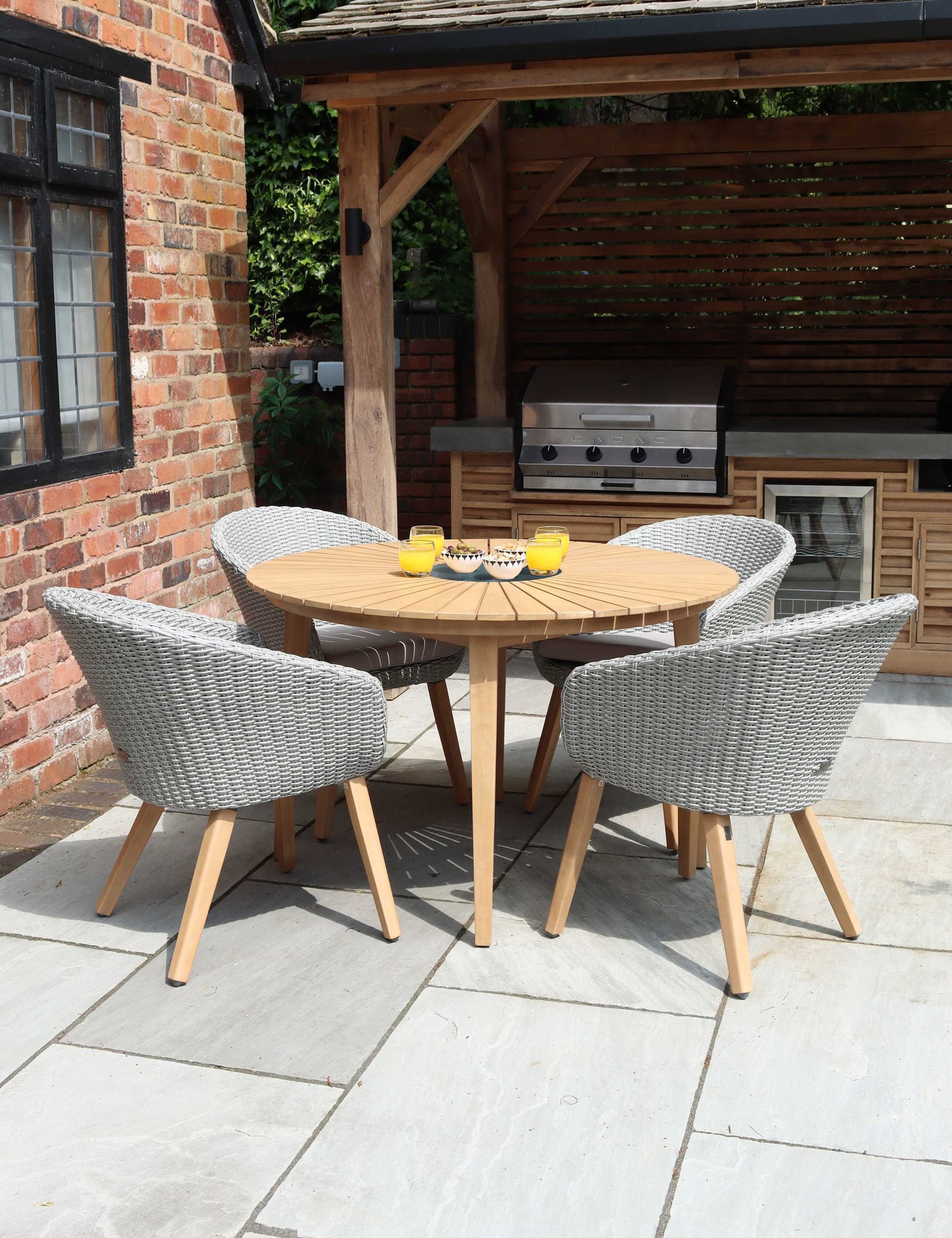 Roma 6 Seater Round Dining Set