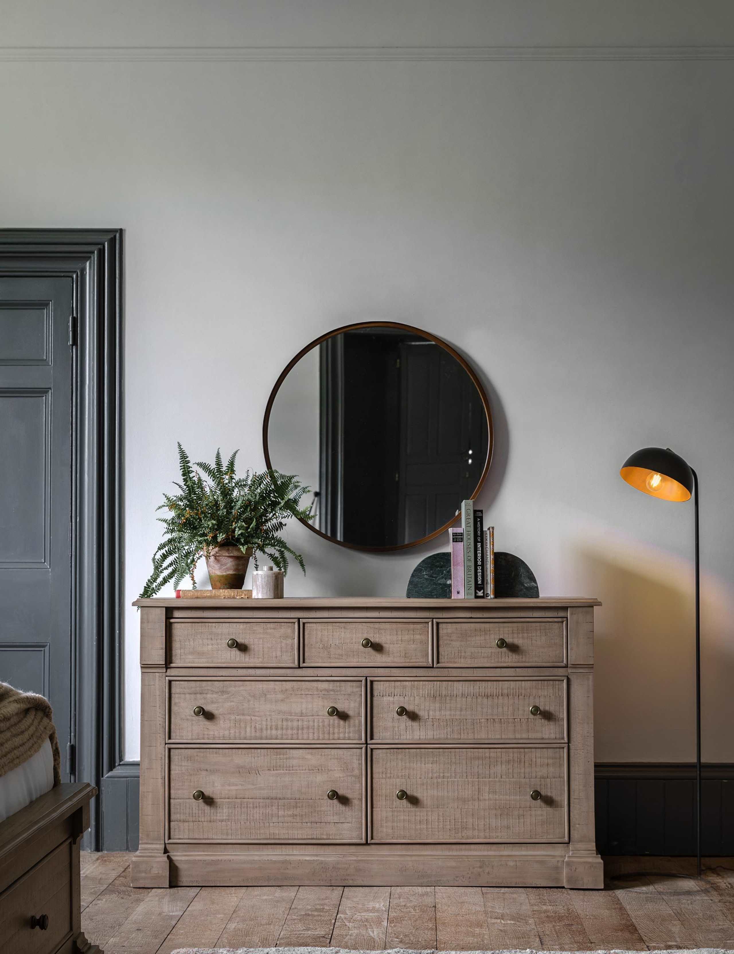 Vancouver 7 Drawer Chest