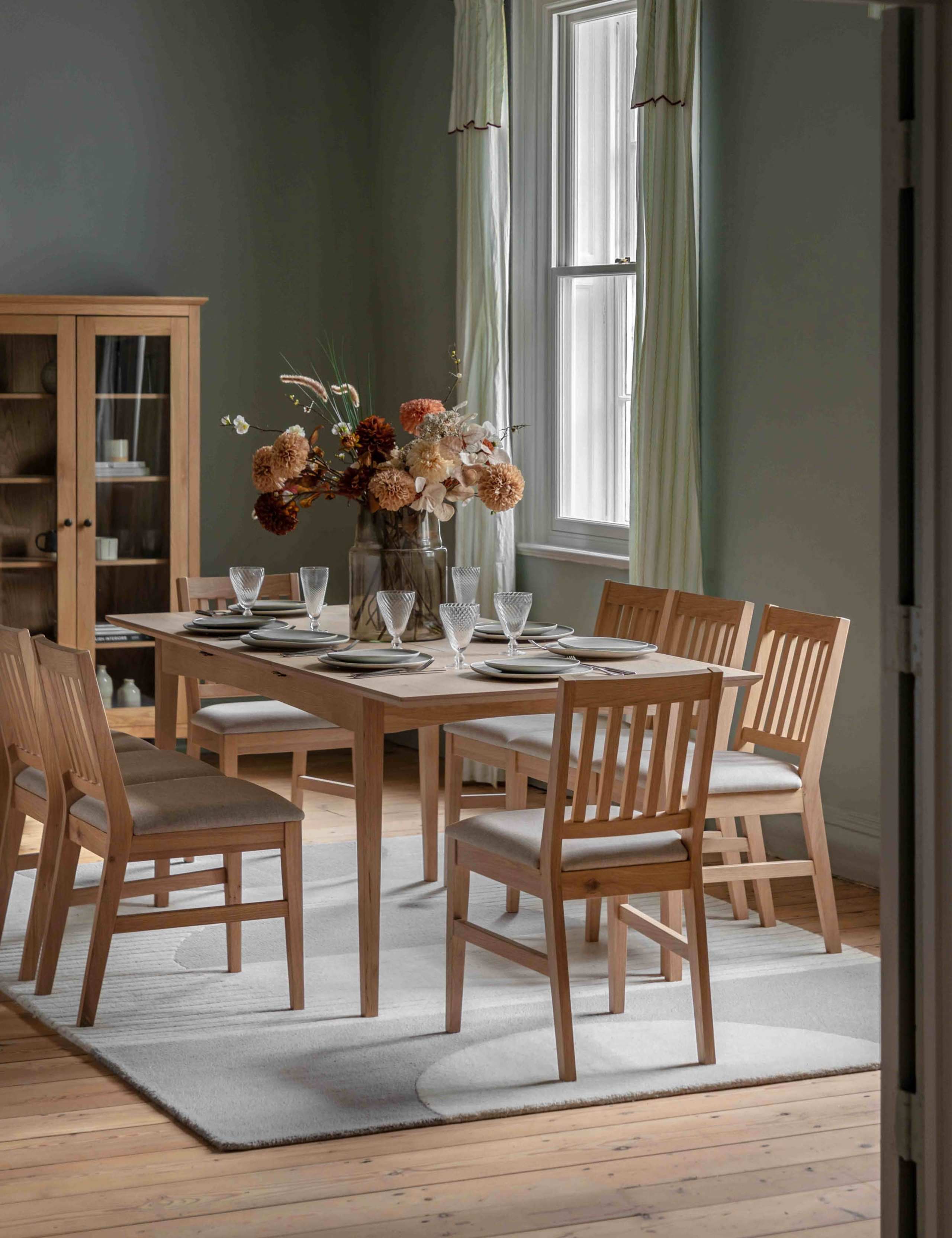Rye Oak Extendable Dining Table