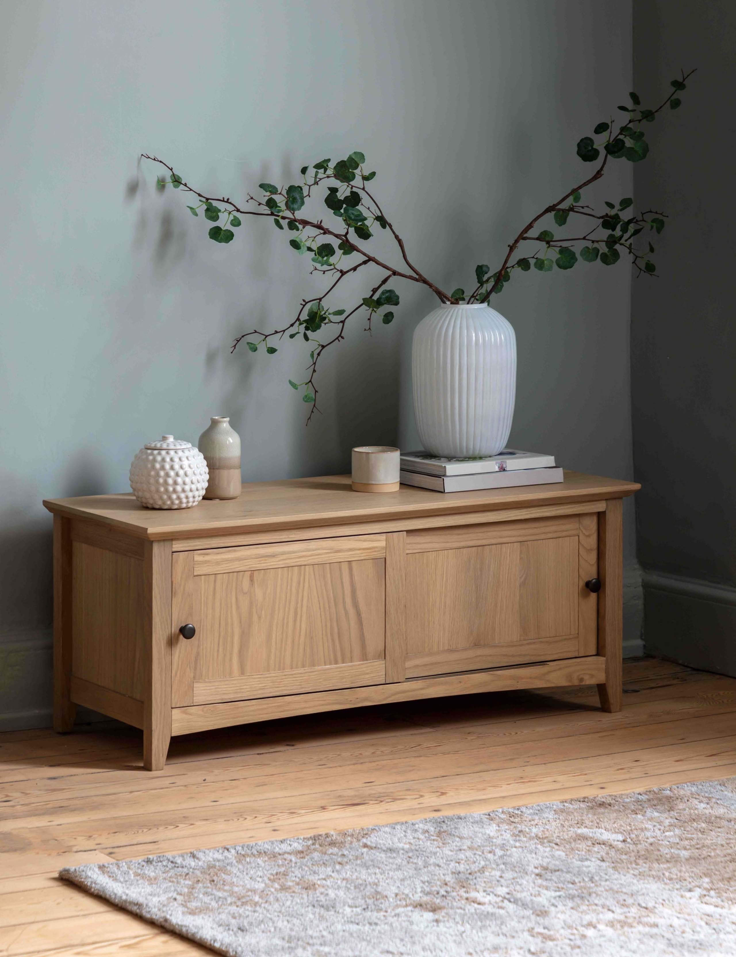 Rye Oak Veneer Media Unit