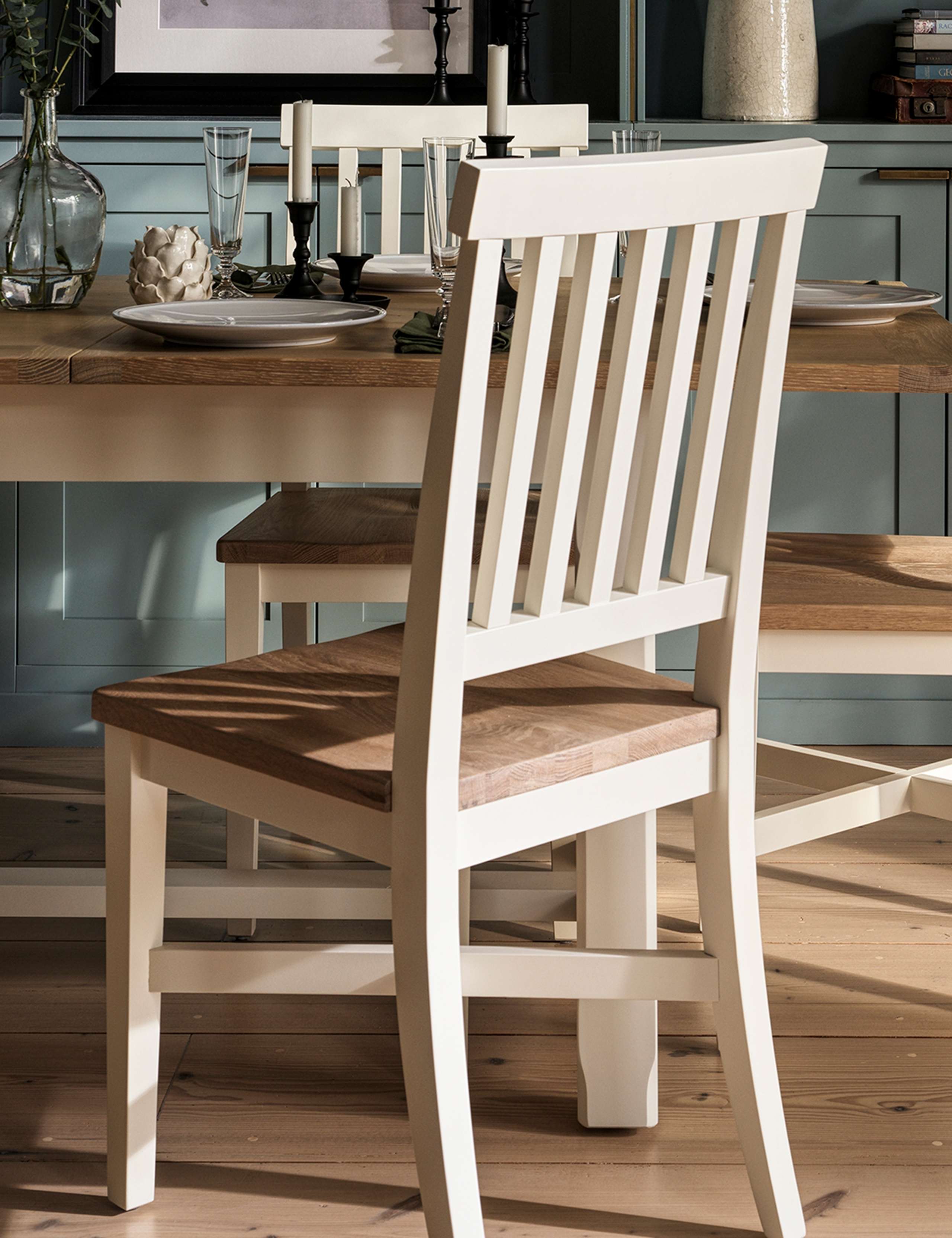 Set of 2 Chester White Dining Chairs