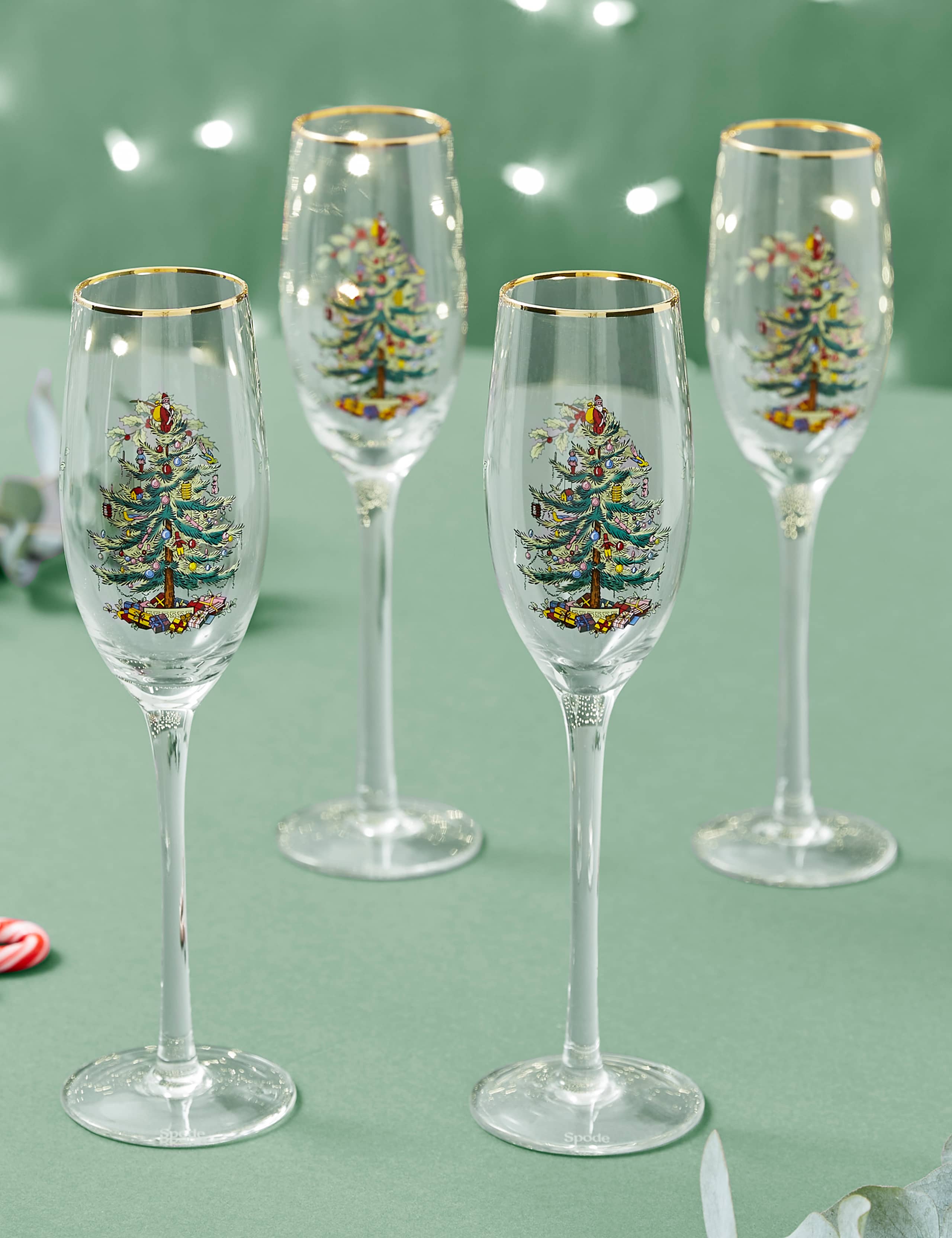 Set of 4 Christmas Tree Champagne Flutes