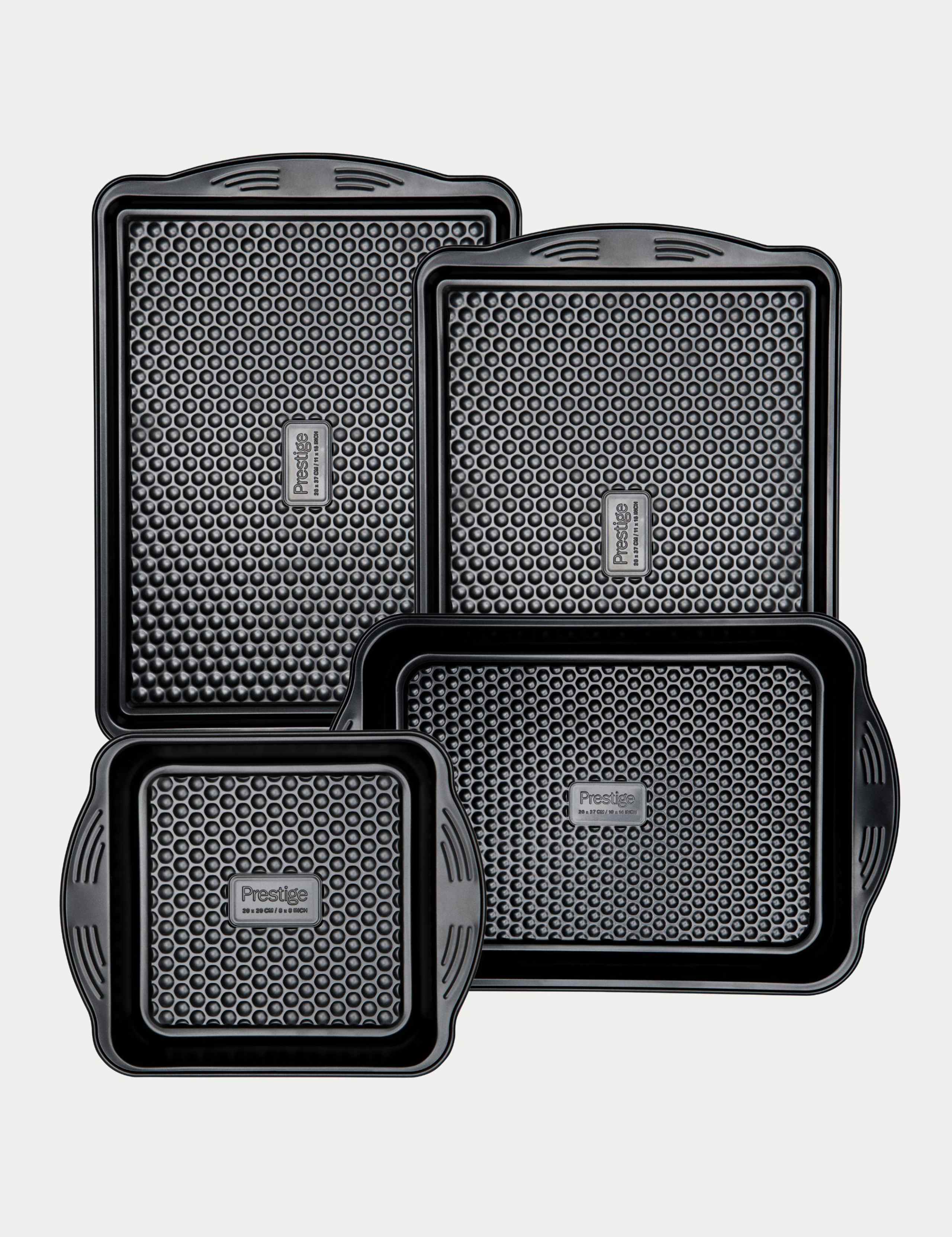 4 Piece Aerolift Roast, Bake, Cake Baking Trays