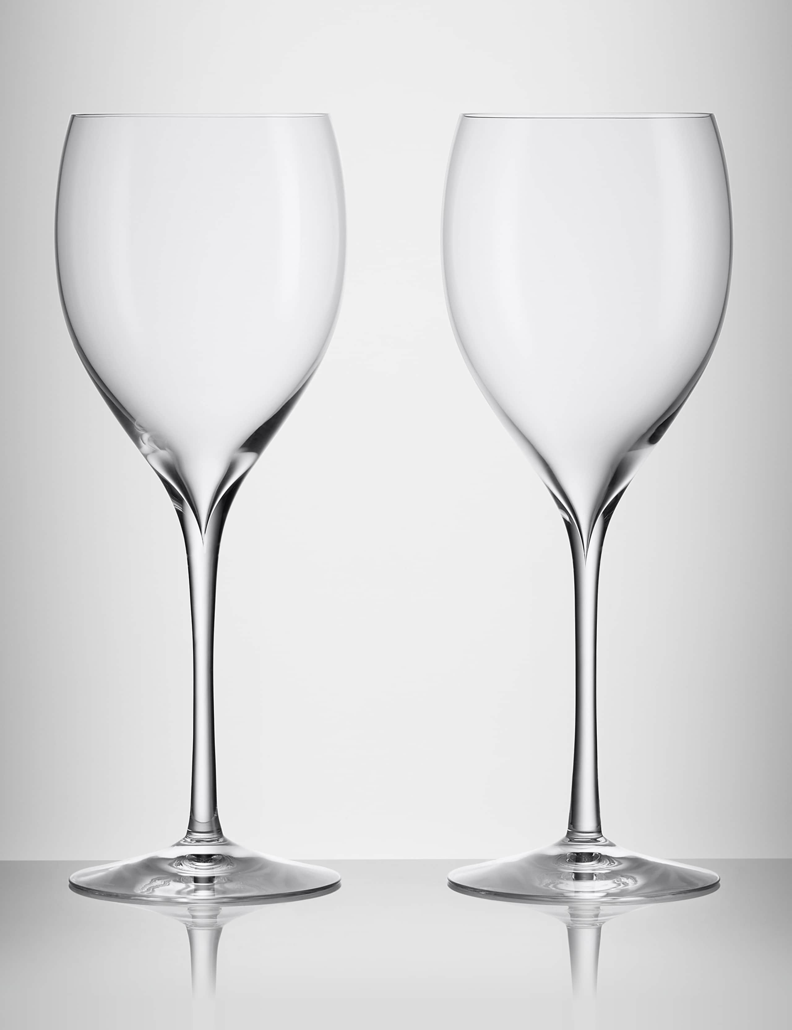 Set of 2 Elegance Crystal Wine Glasses