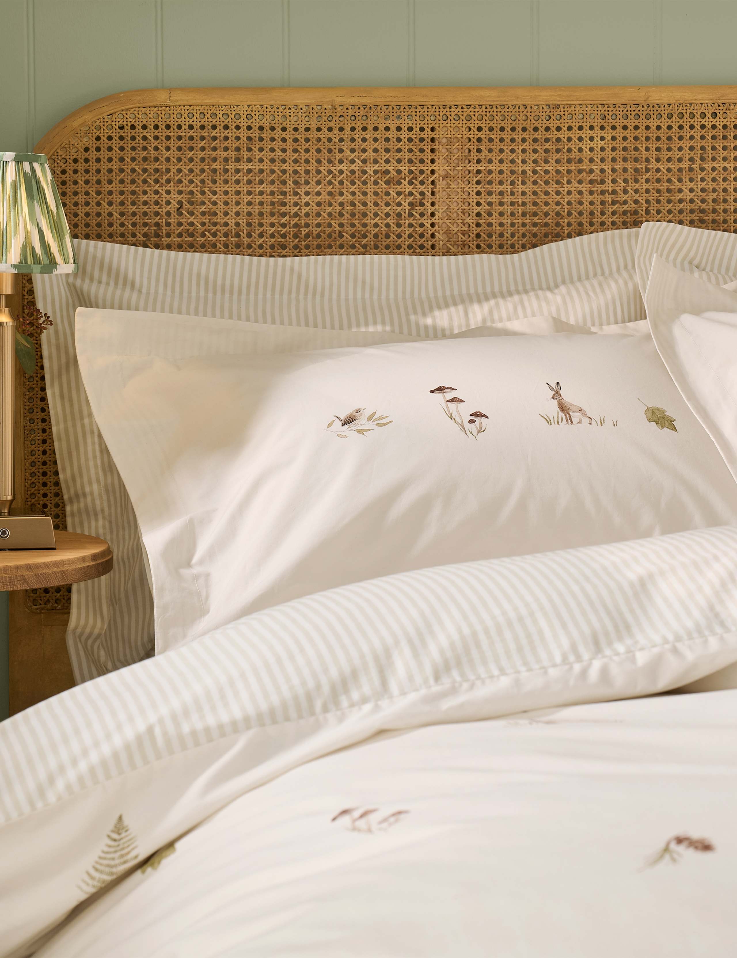 Set of 2 Autumn Foraging Pillowcases