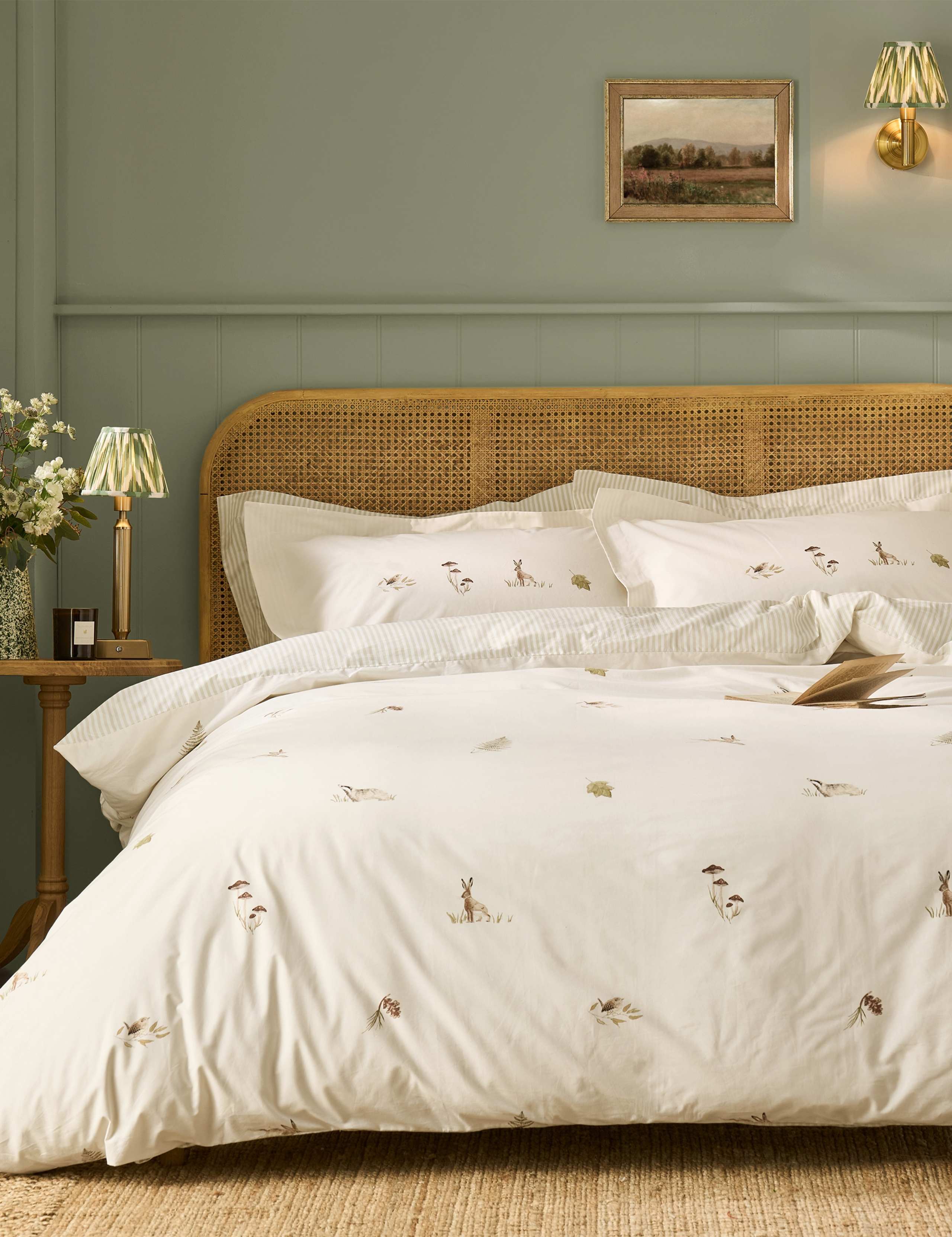 200 Thread Count Autumn Foraging Bedding Set