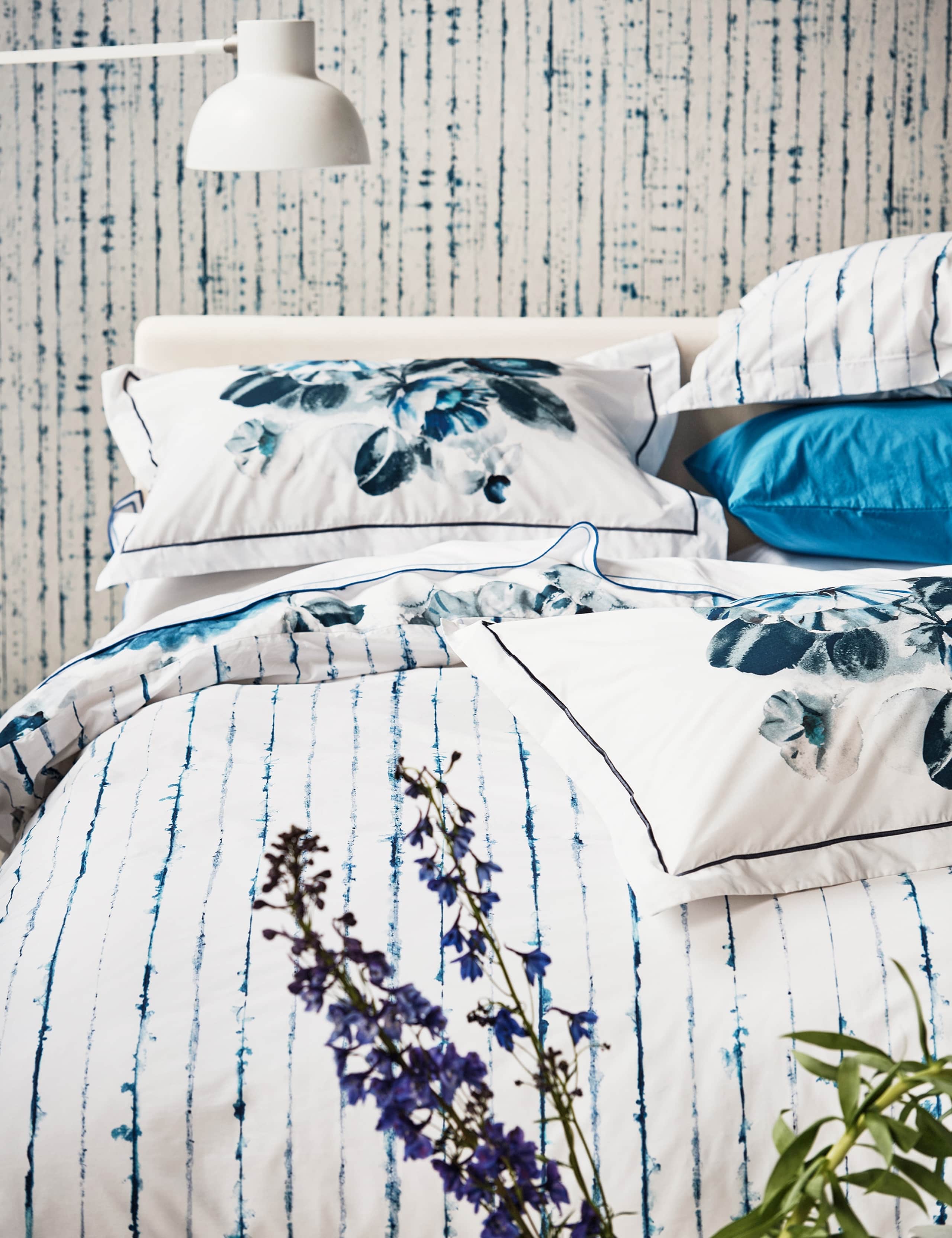 2 Pack Pure Cotton Indigo Flower Pillowcases