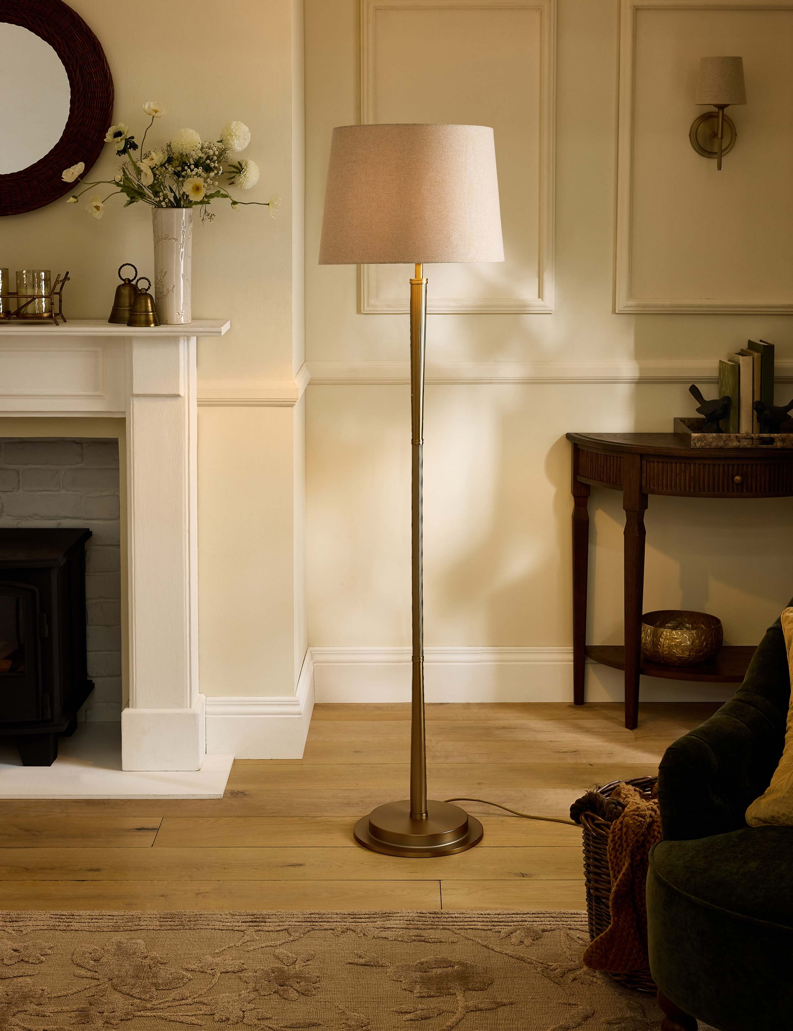 Sullivan Metal Floor Lamp
