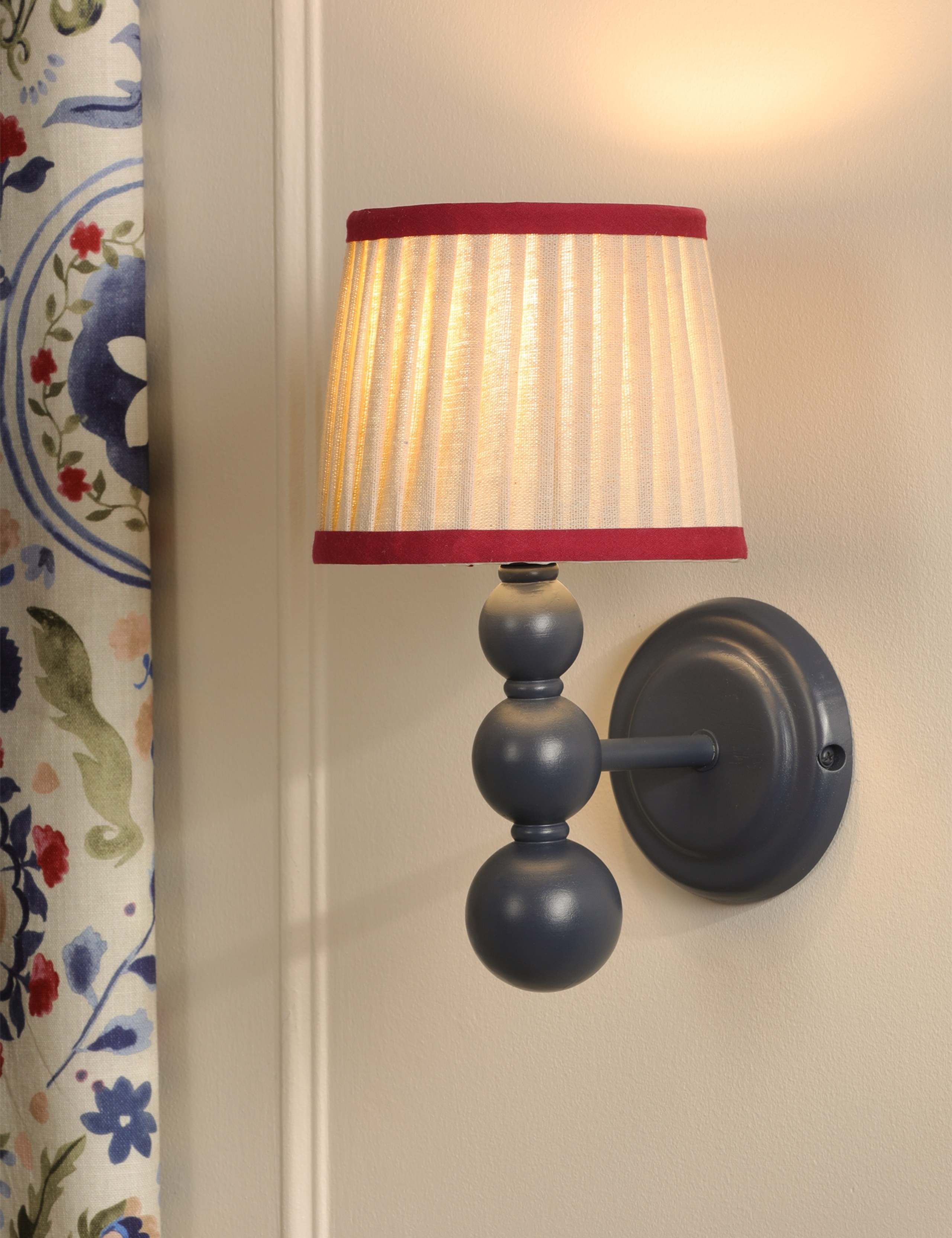 Harewood Wall Light