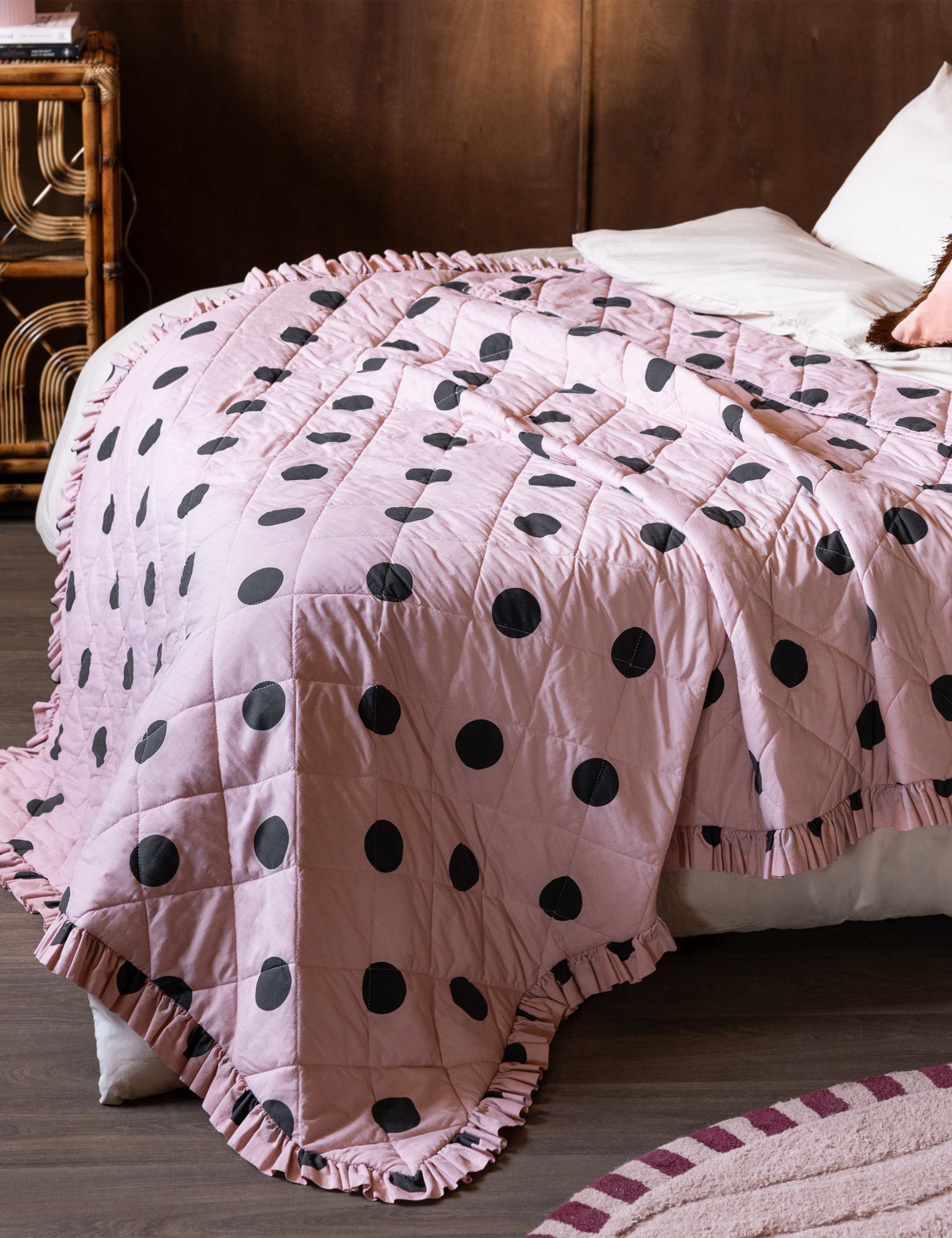 Pure Cotton Dot Noir Bedding Set