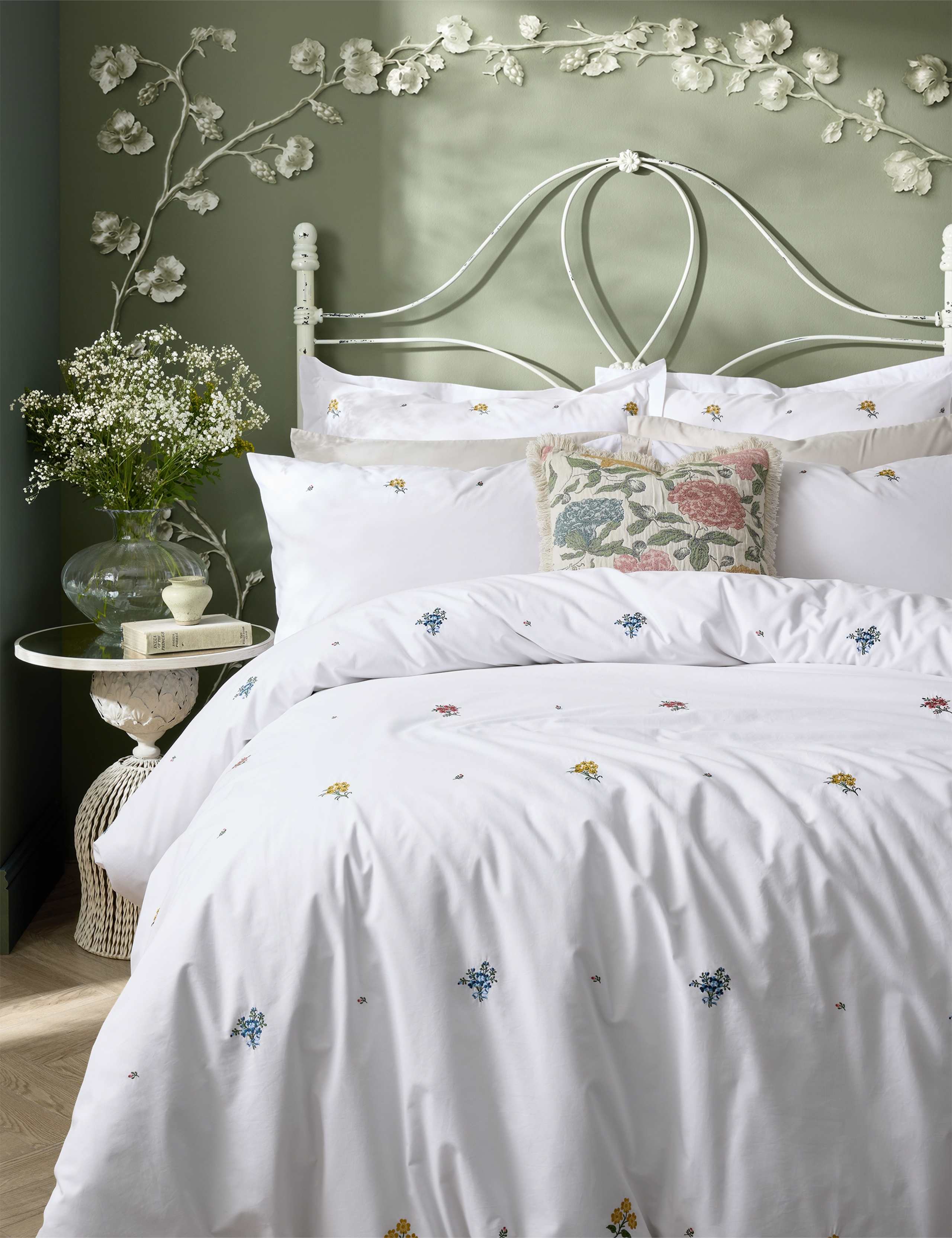 Pure Cotton Royal Embroidery Bedding Set