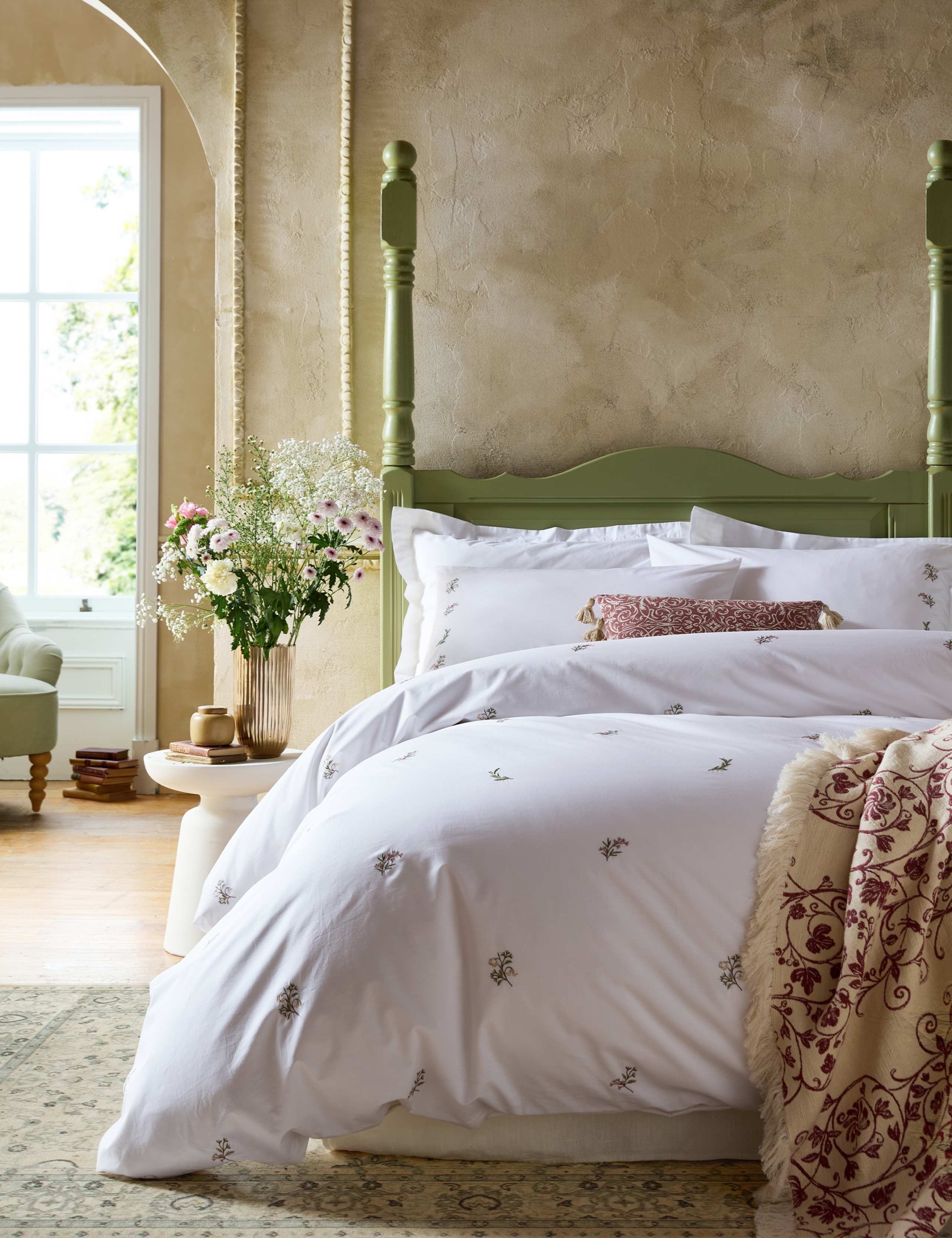 Pure Cotton Victoria Sprigs Bedding Set