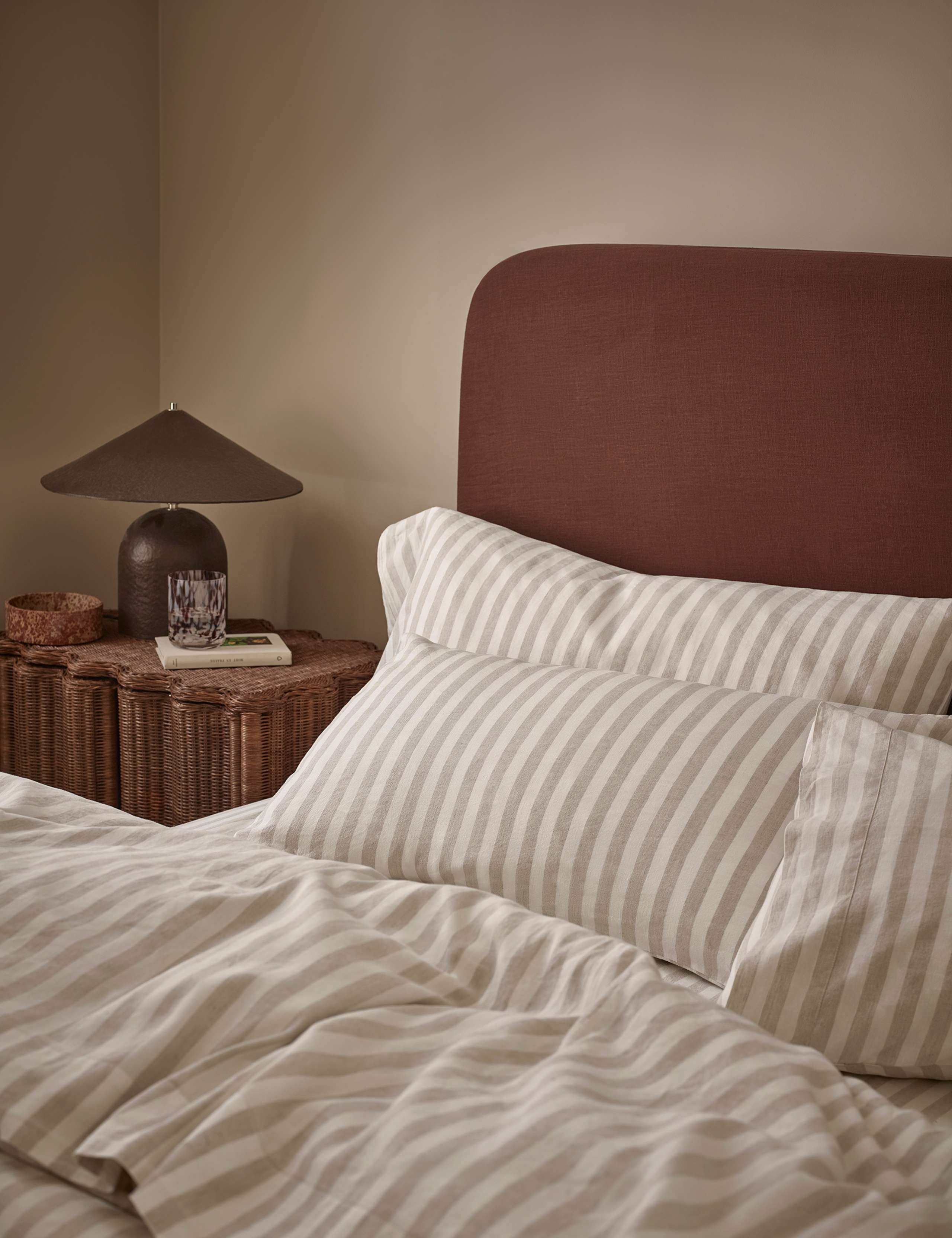 2pk Linen Rich Pembroke Pillowcase