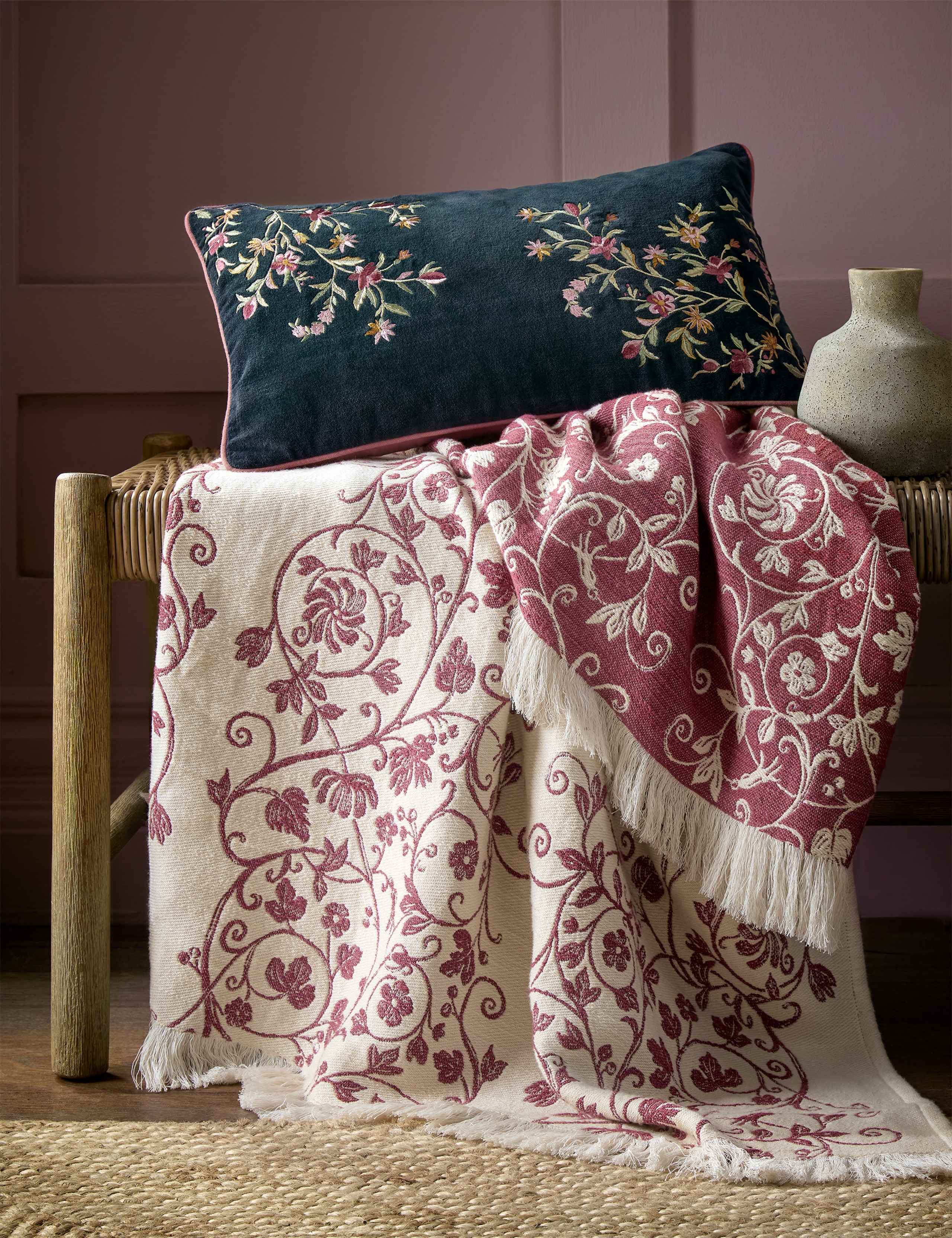 Pure Cotton Tudor Trail Throw